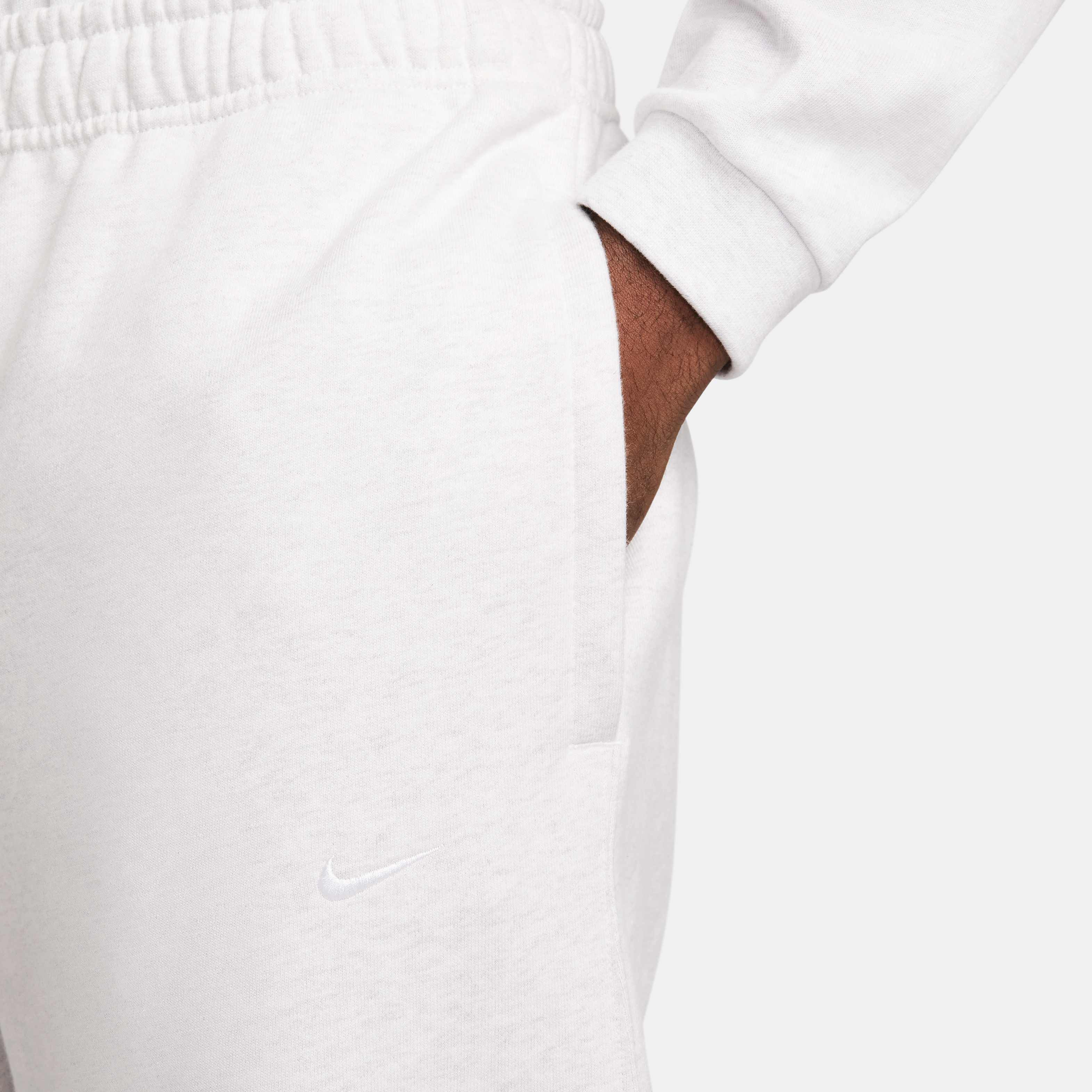 نايكي سولو سووش image number 3