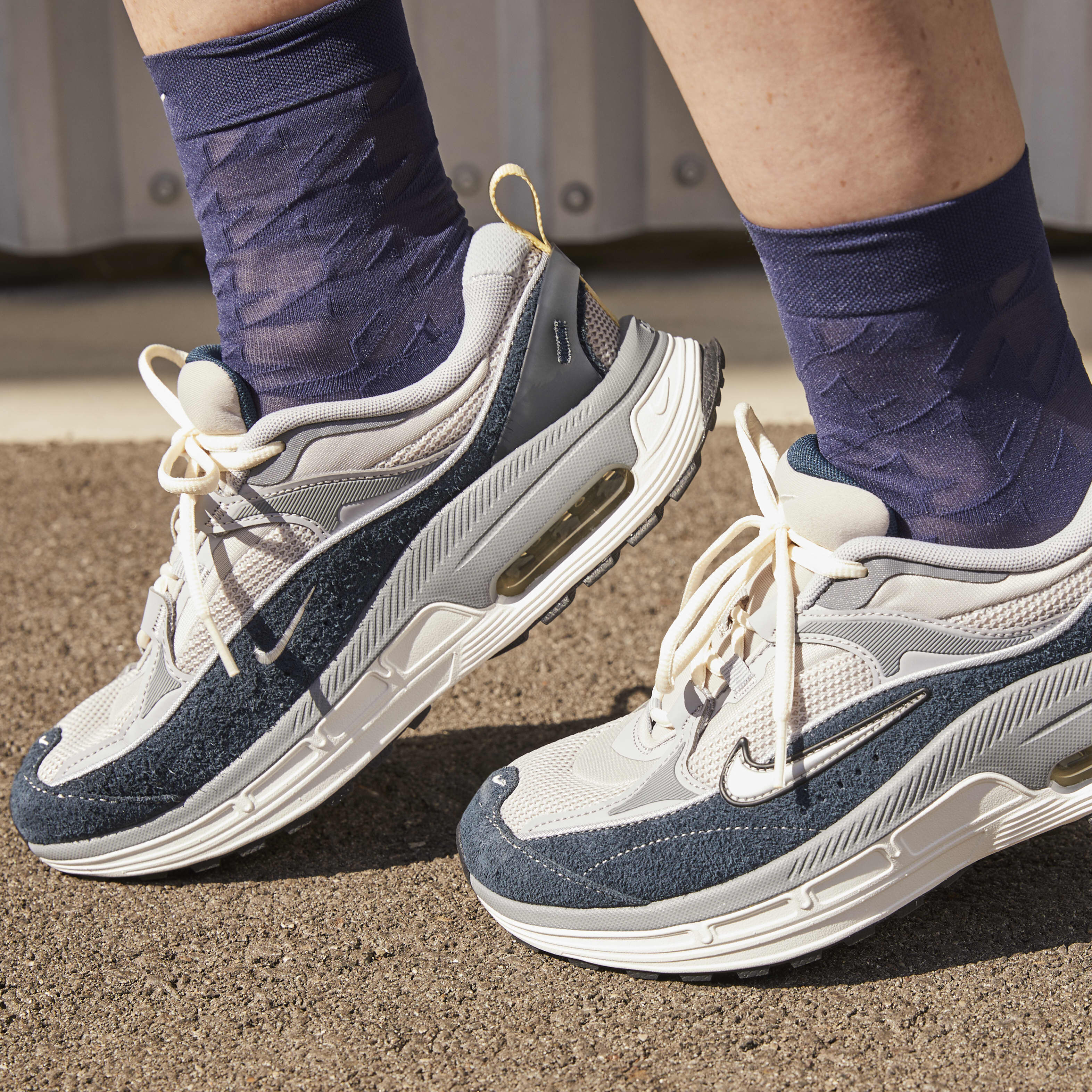 Nike Air Max Bliss image number 9