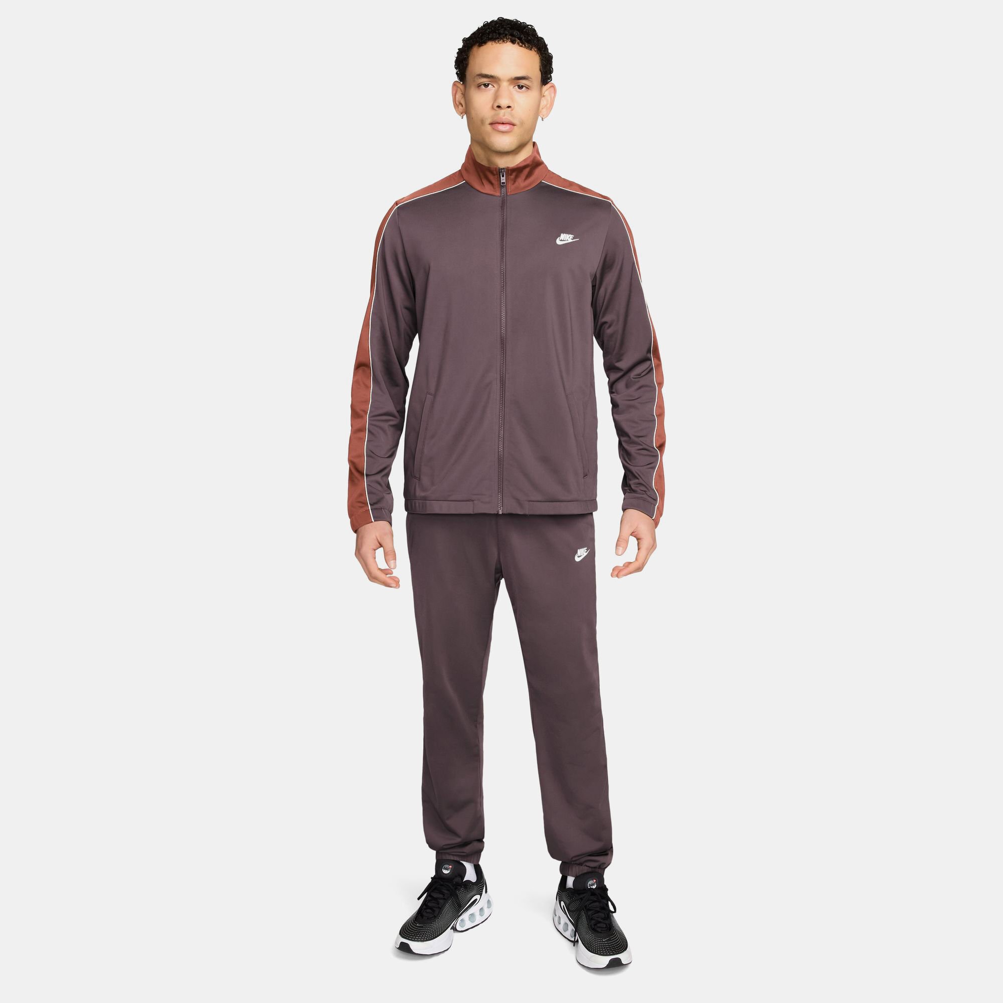 Nike Sportswear Club image number 0