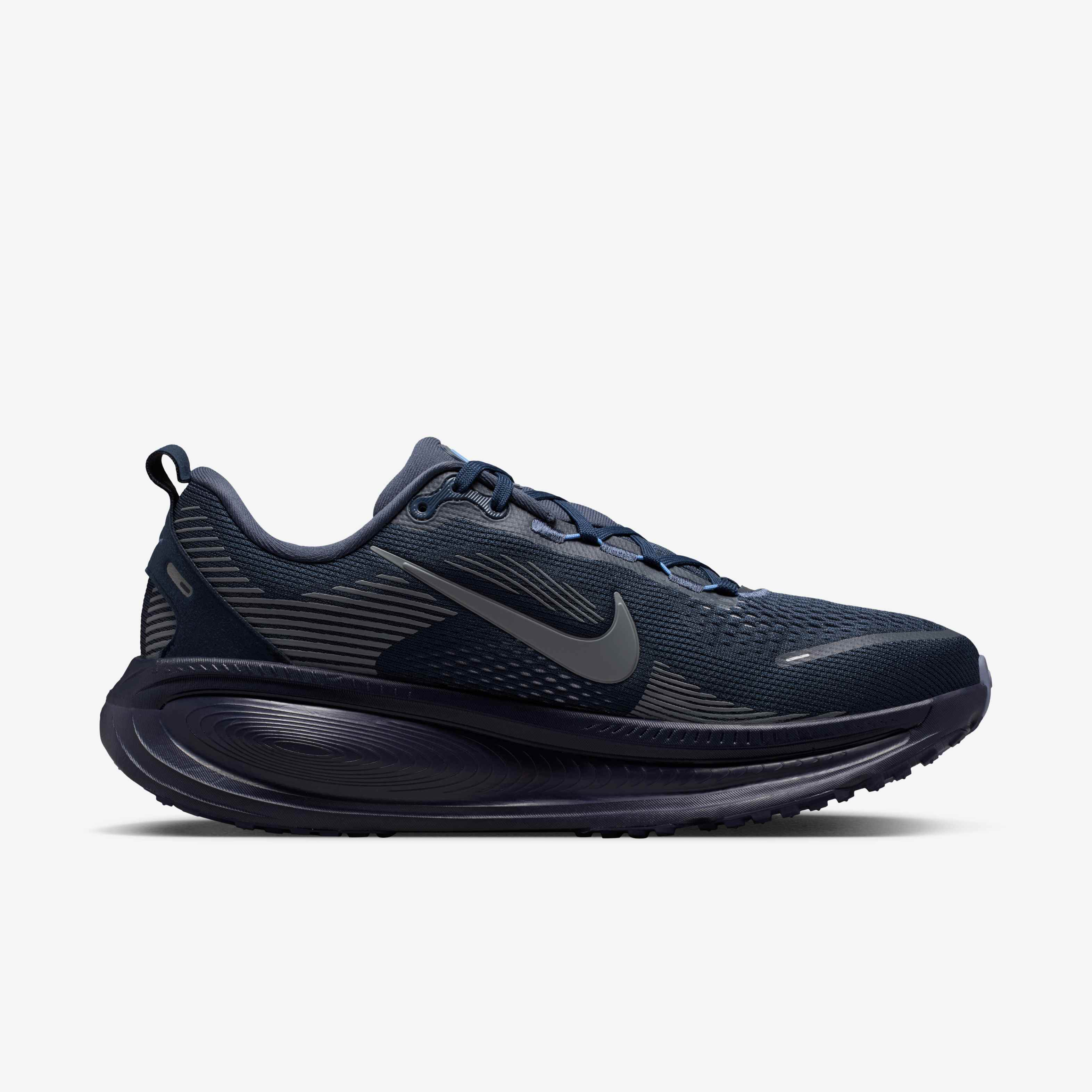 Nike Vomero 18 image number 2