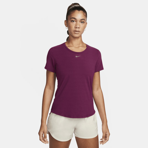 Nike slim fit hot sale t shirt women's