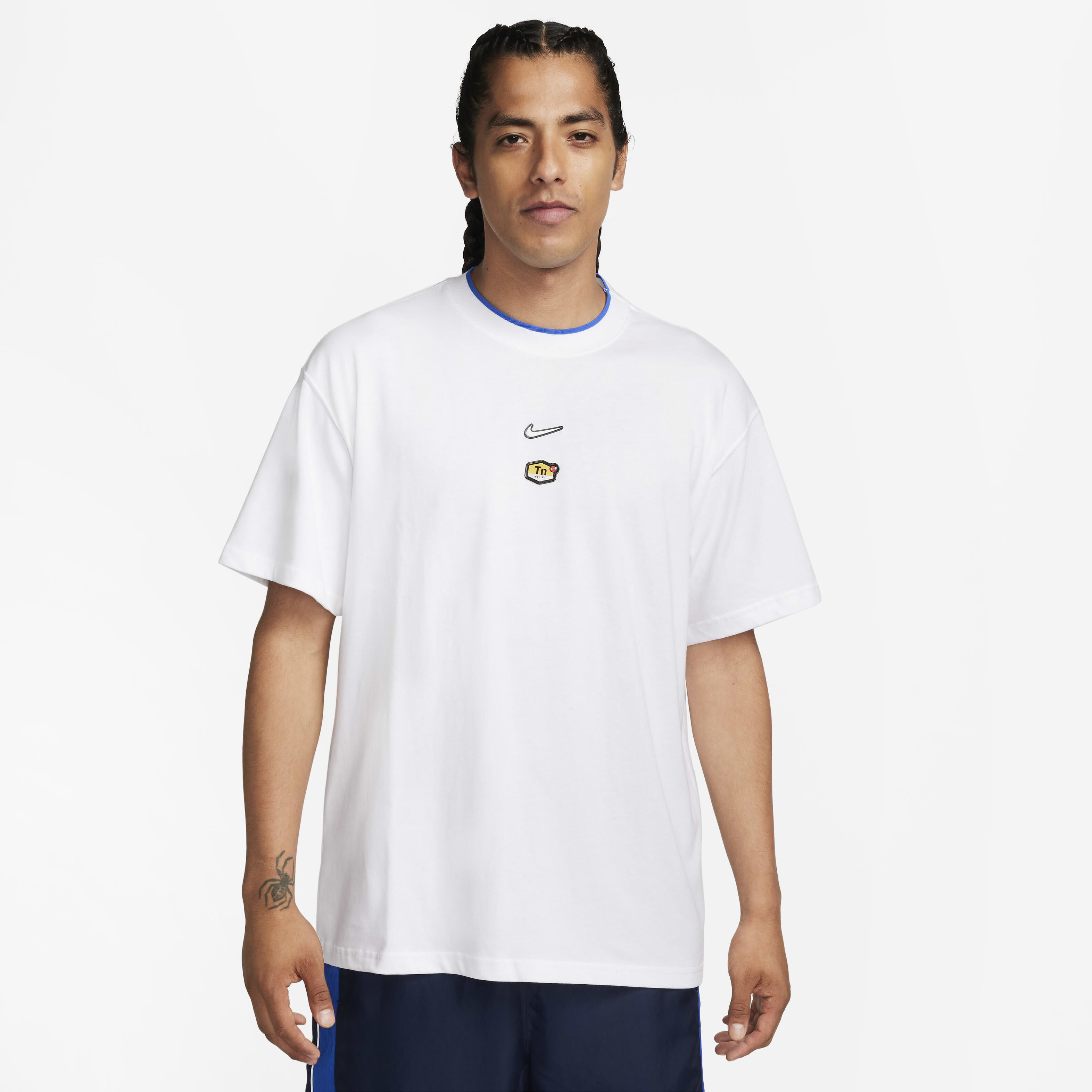 Nike Sportswear image number 0