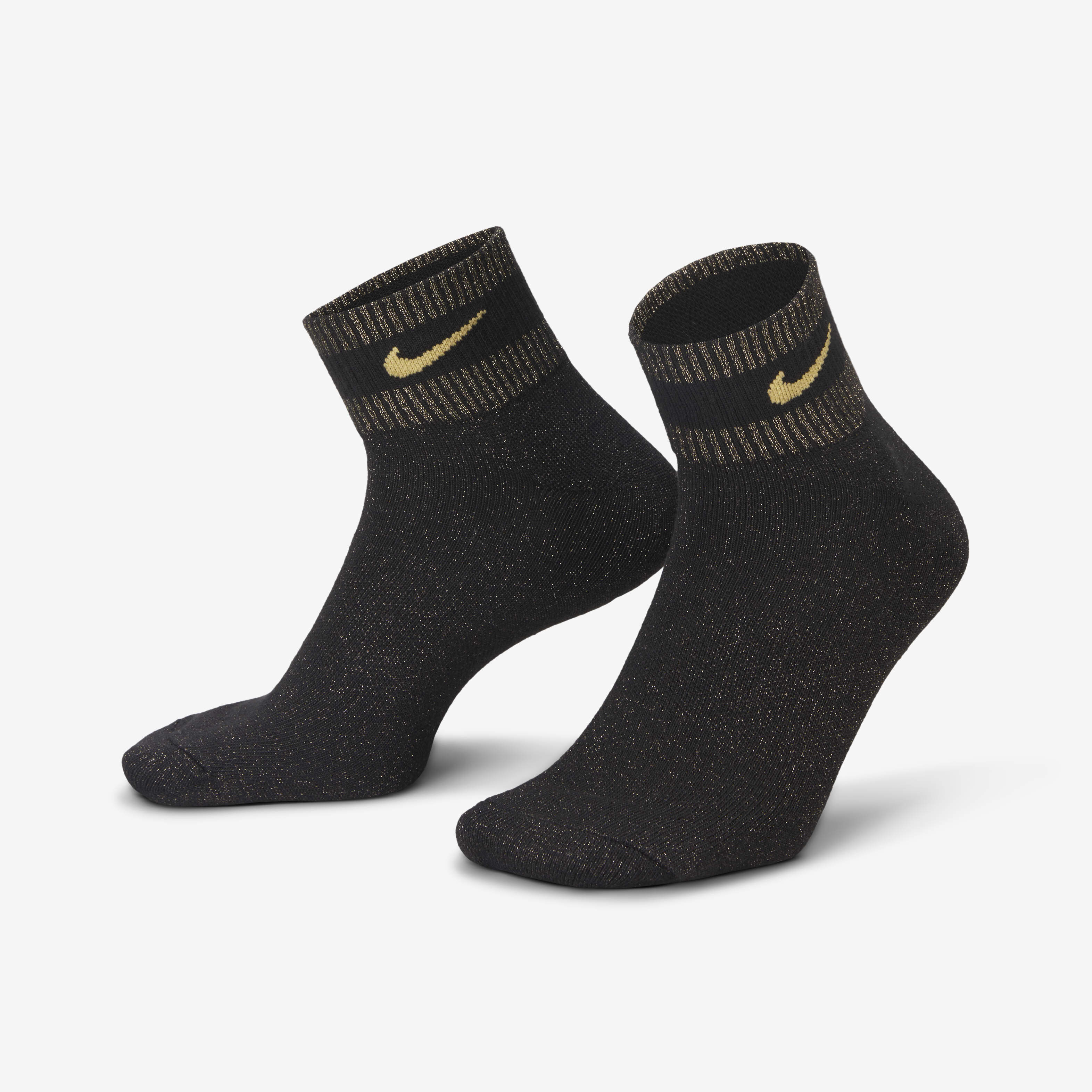 Nike Everyday Essentials image number 0