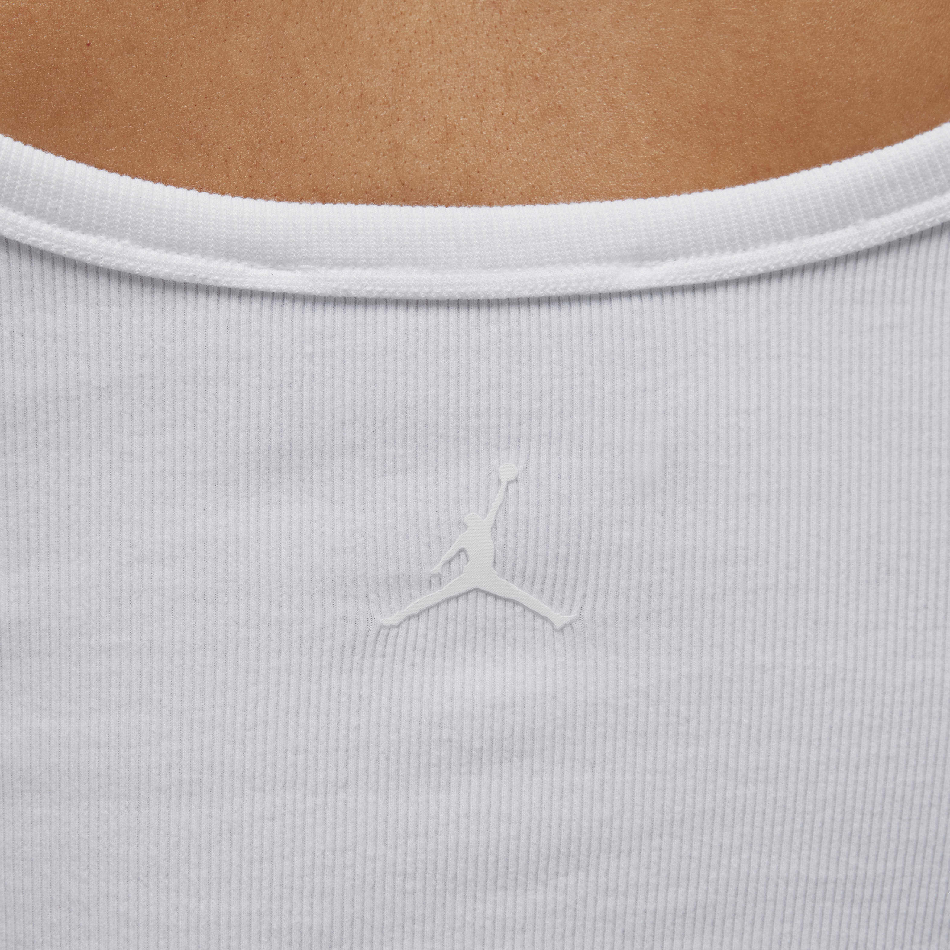 Jordan x J Balvin image number 3