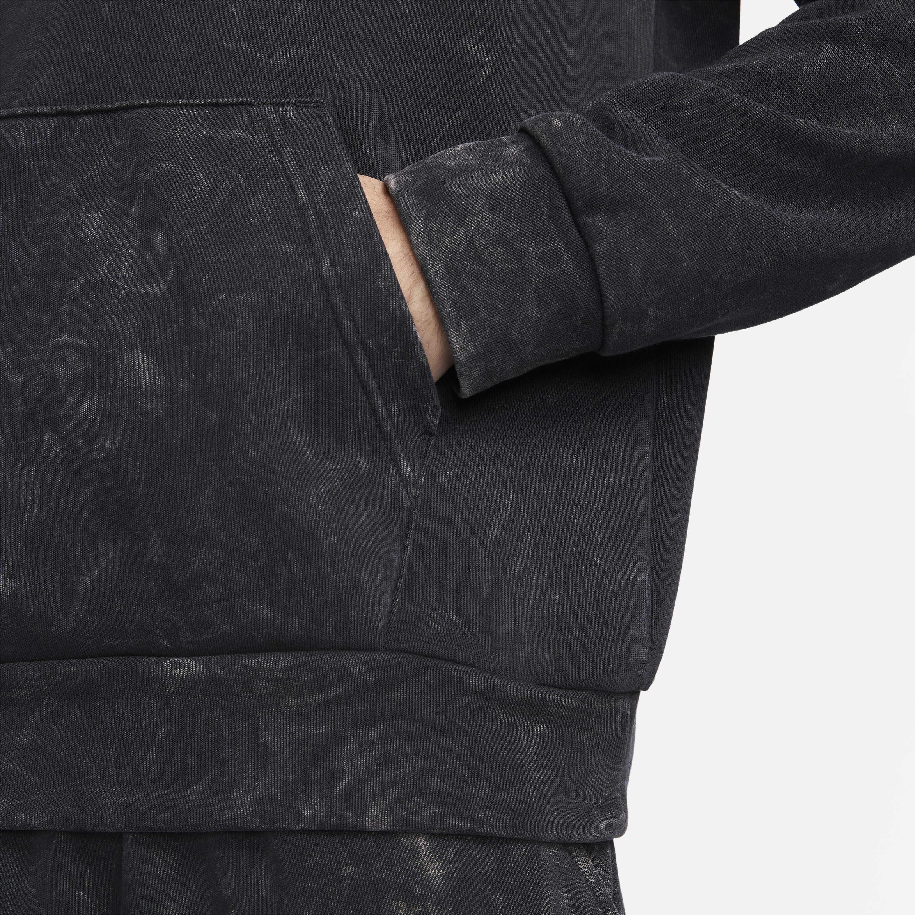 Nike Dri-FIT Fleece image number 3