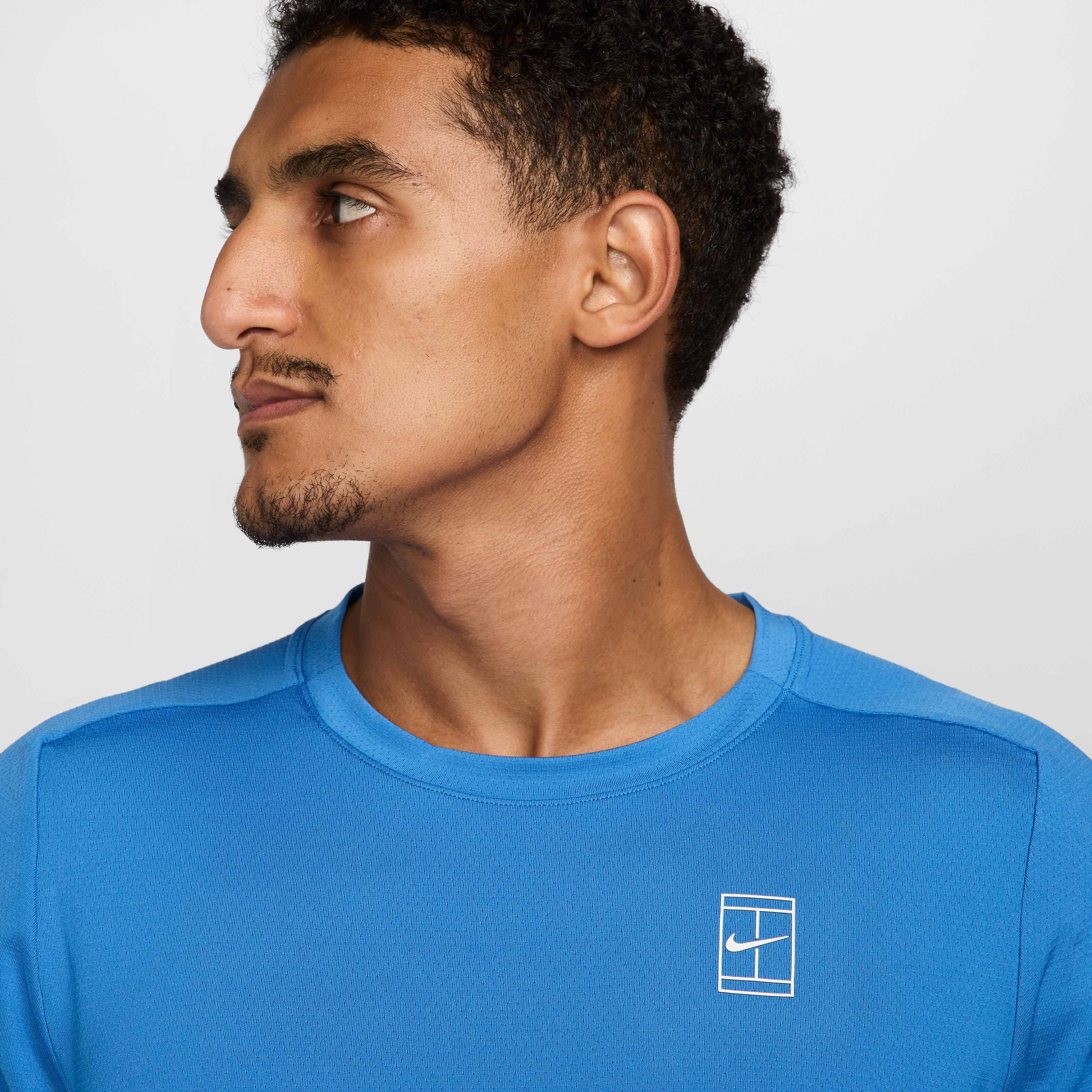 NikeCourt Advantage image number 2