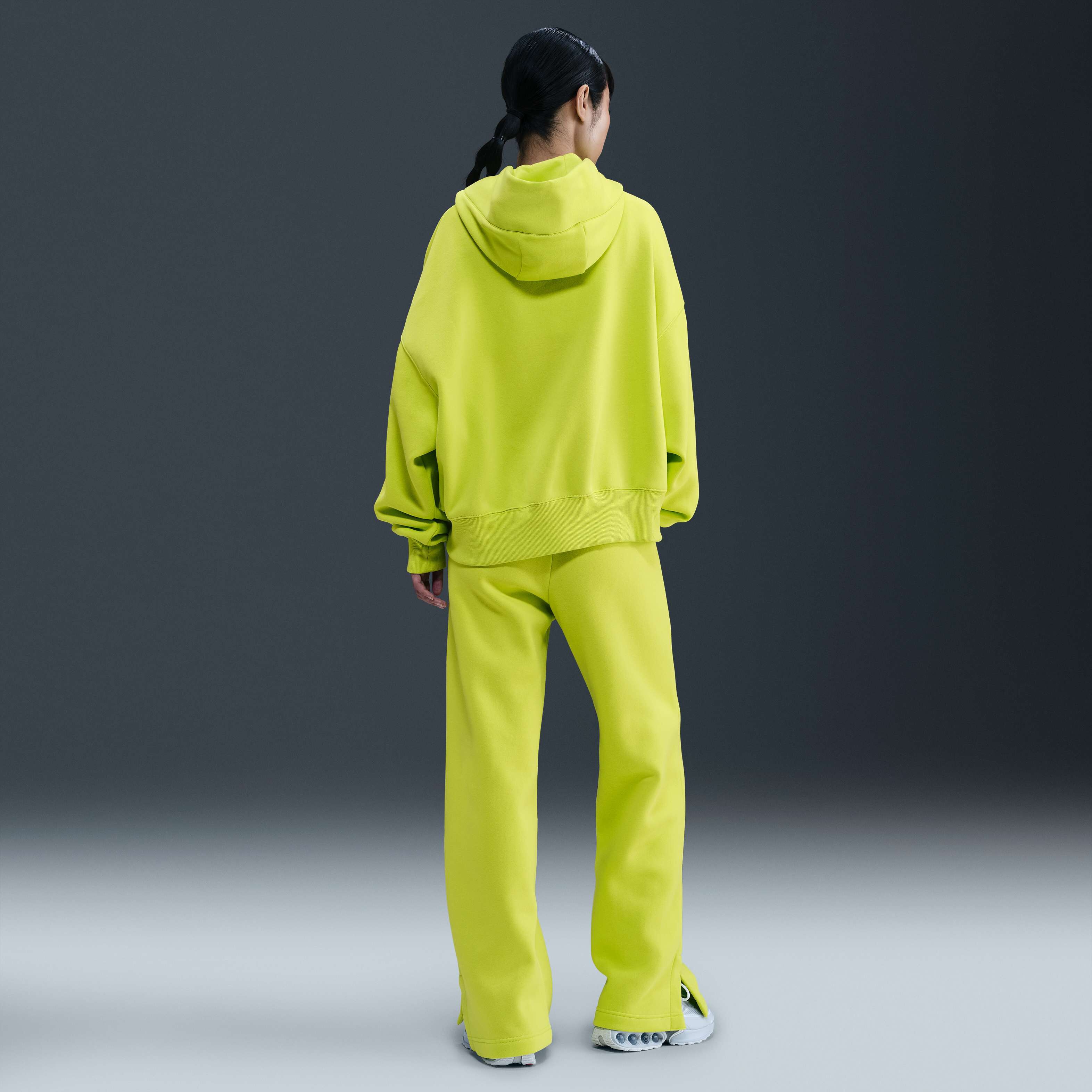 نايكي سبورتسوير فينيكس فليس image number 3