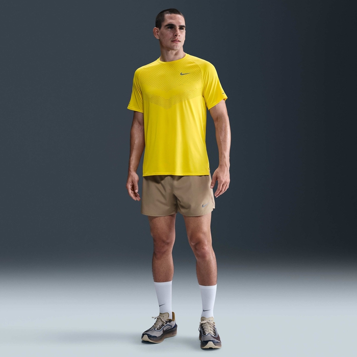 Nike Stride image number 3 Nike Stride image number 3