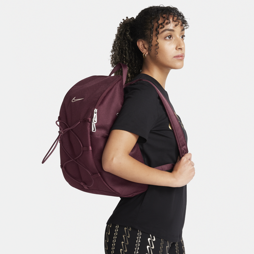 Shop from Trendy Nike Alpha Sports Bra Collection Nike UAE