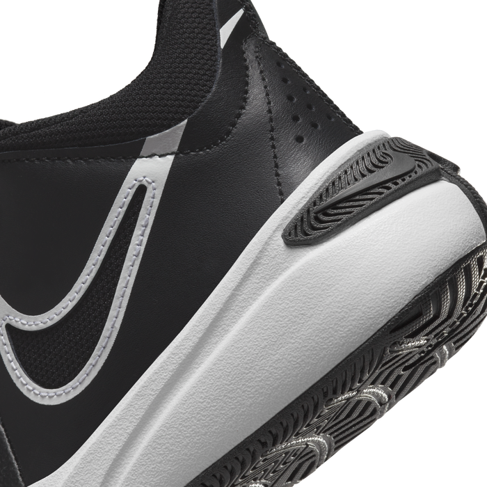 Nike Team Hustle D 11