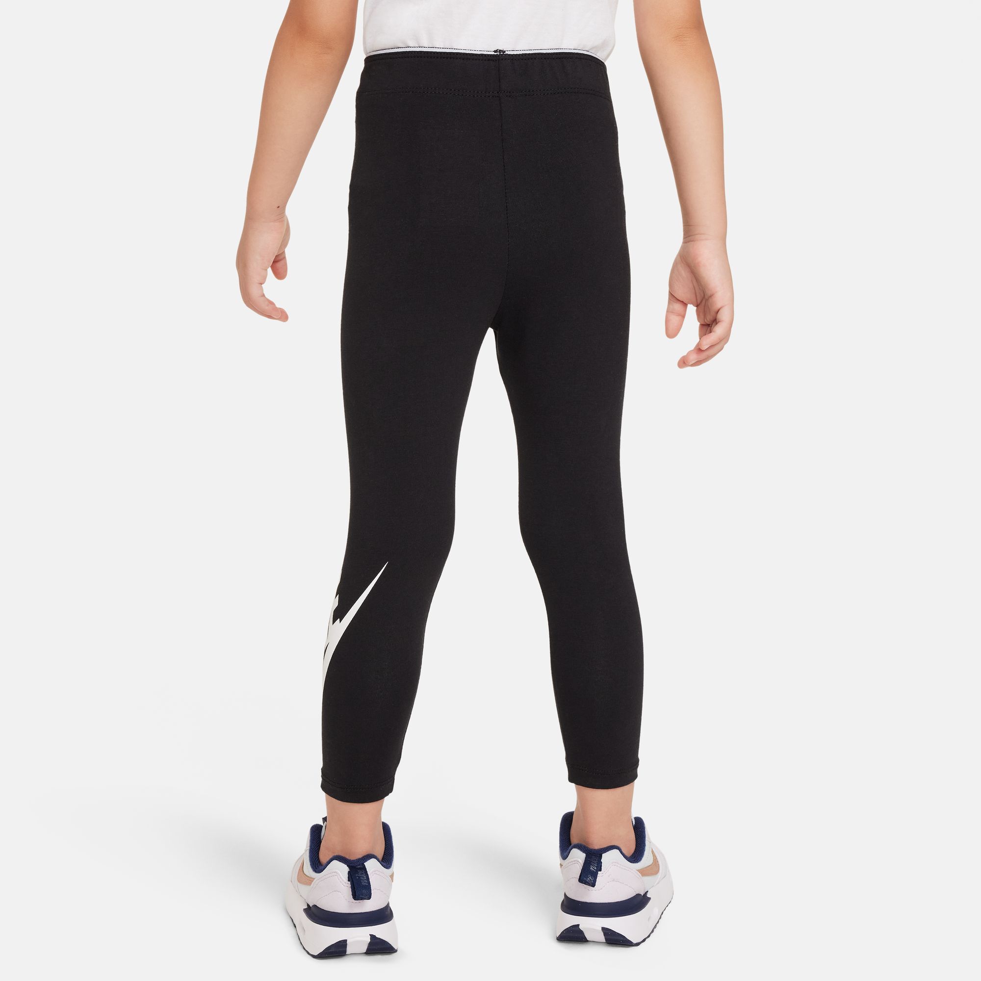 Nike Sportswear image number 3