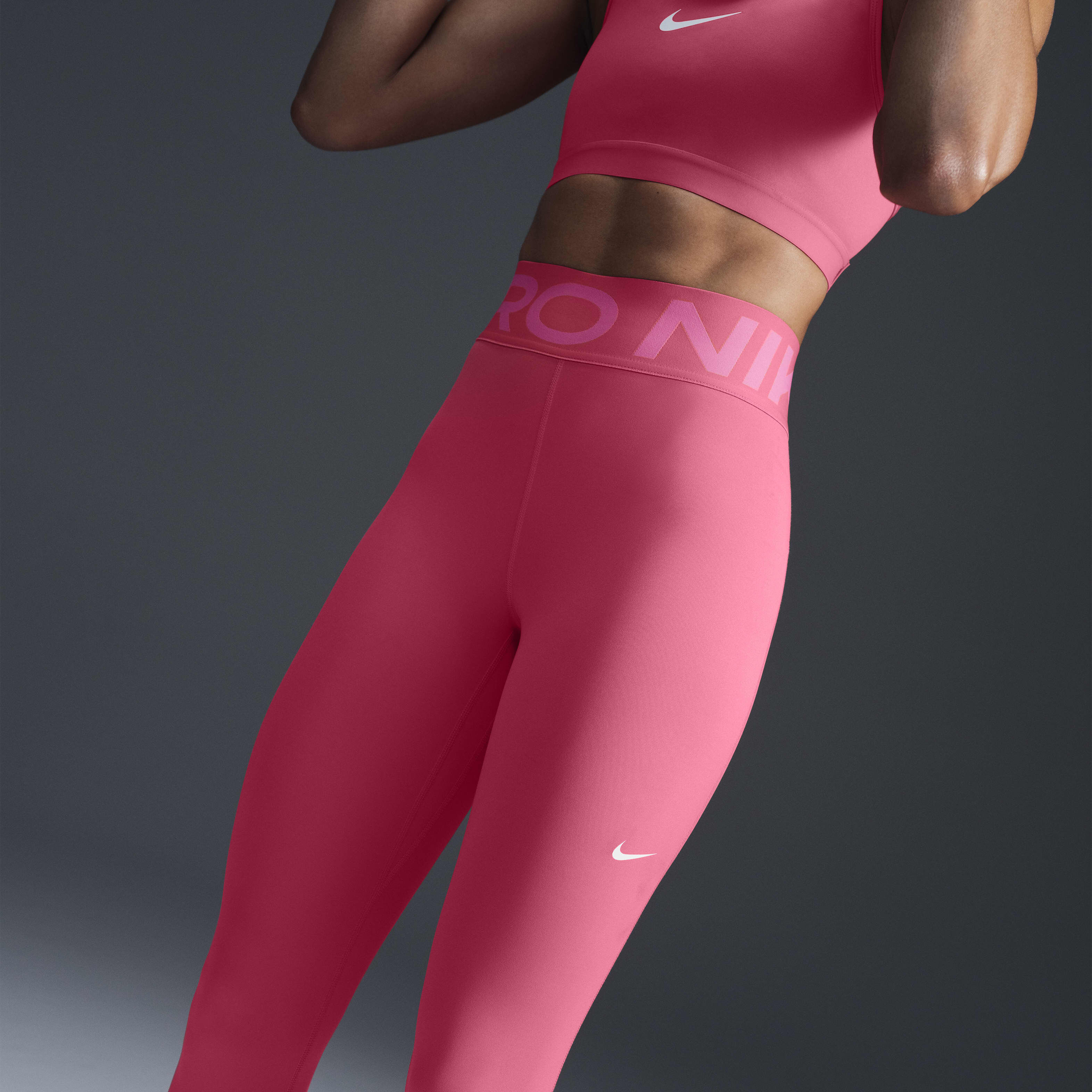 Nike Pro Sculpt image number 3