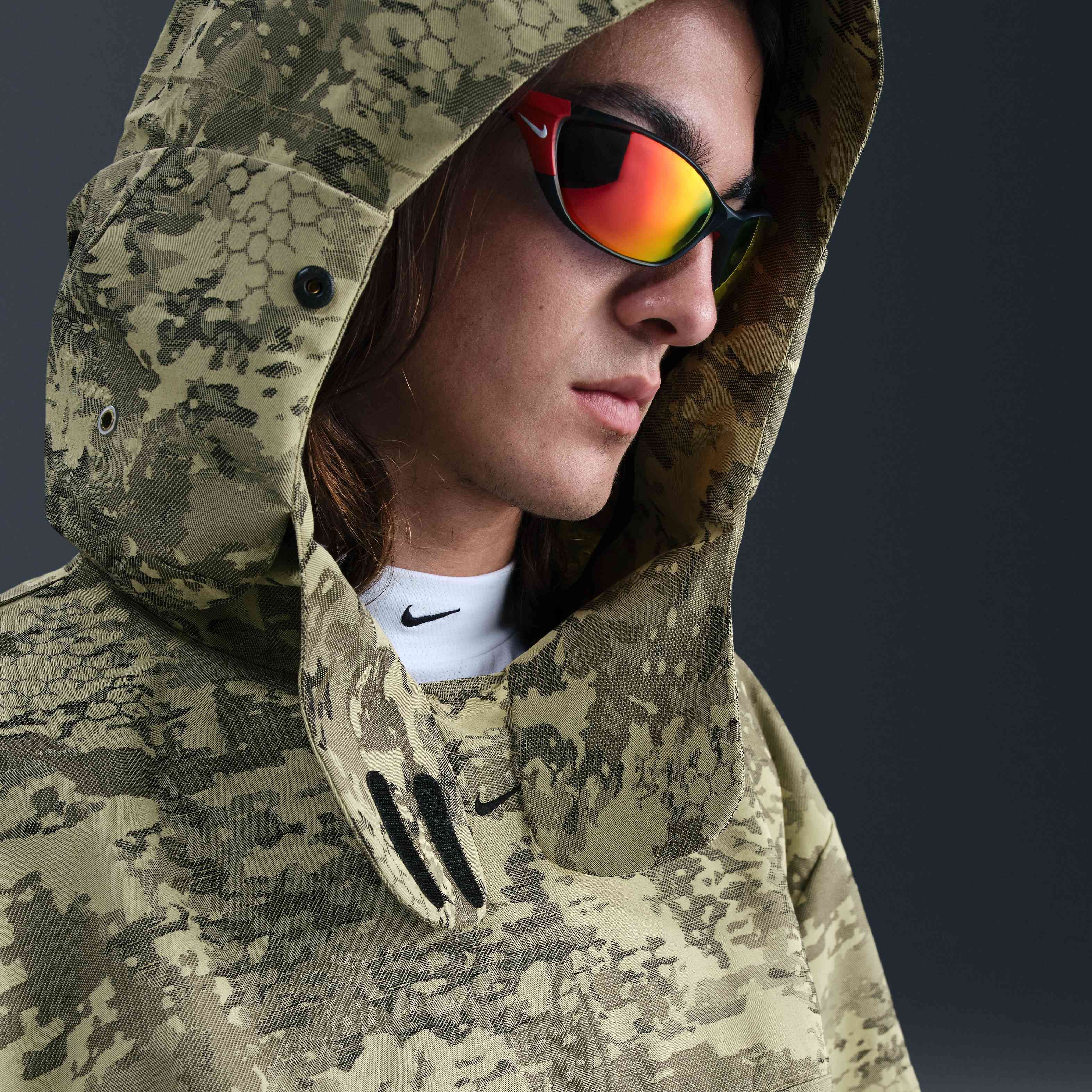 نايكي تك image number 2