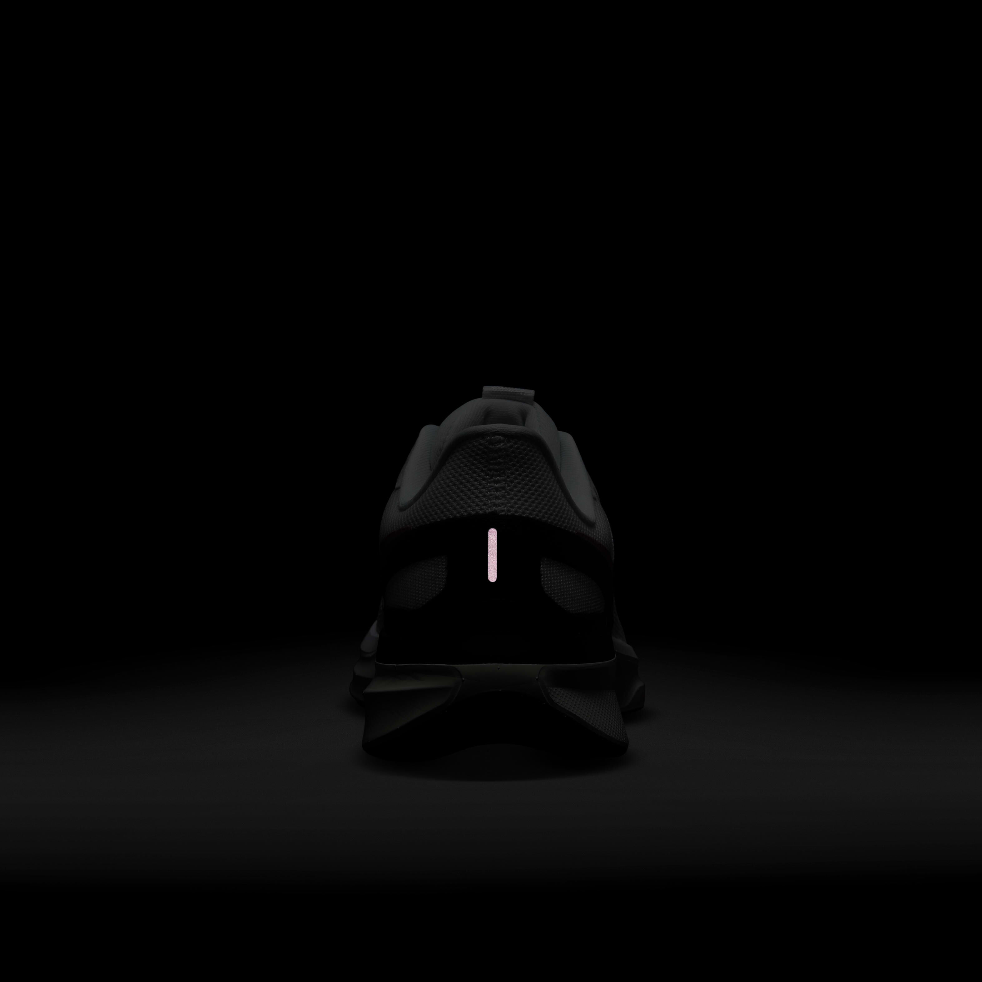 Nike Structure 25 image number 8