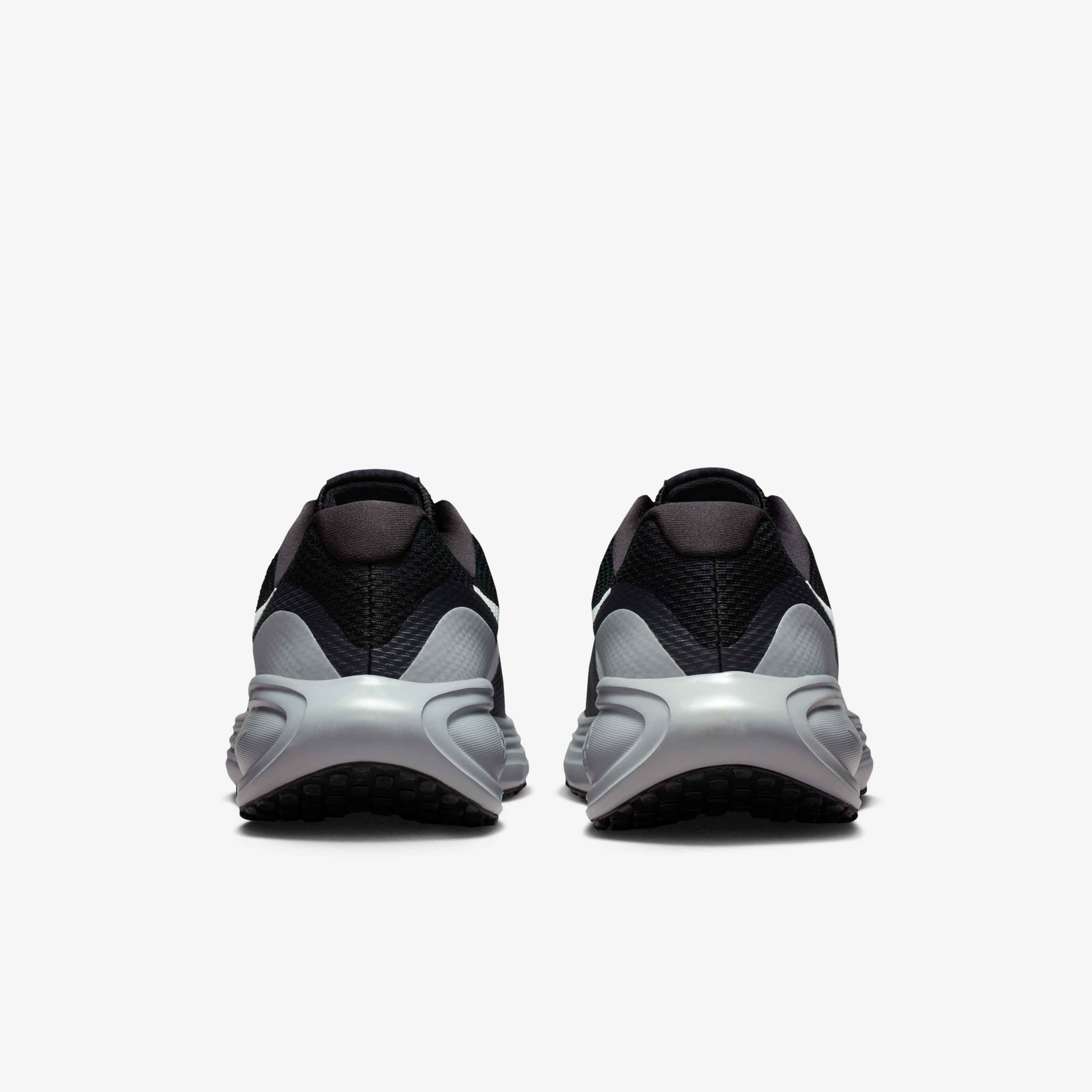 Nike Revolution 8 image number 5