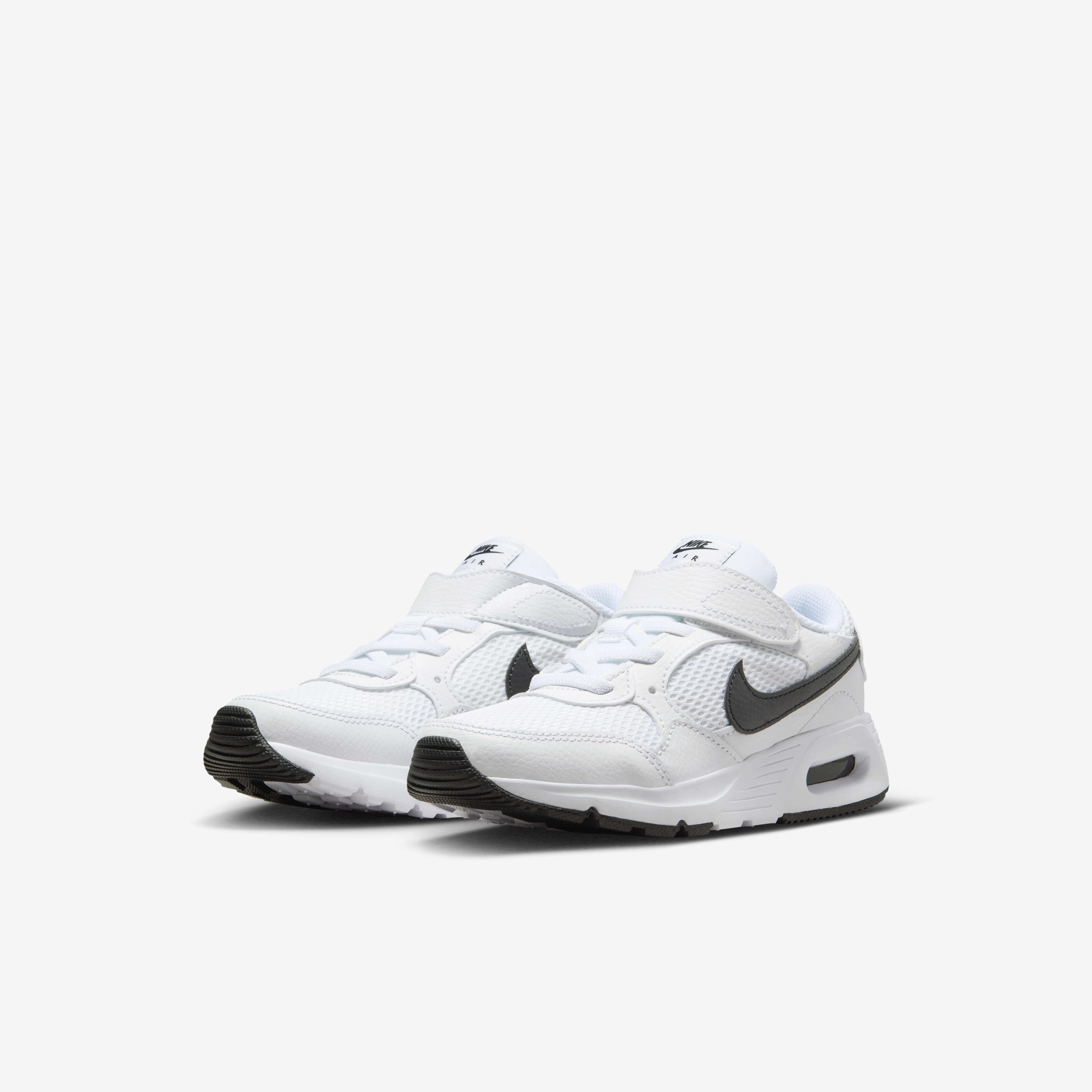 Younger kids nike trainers outlet