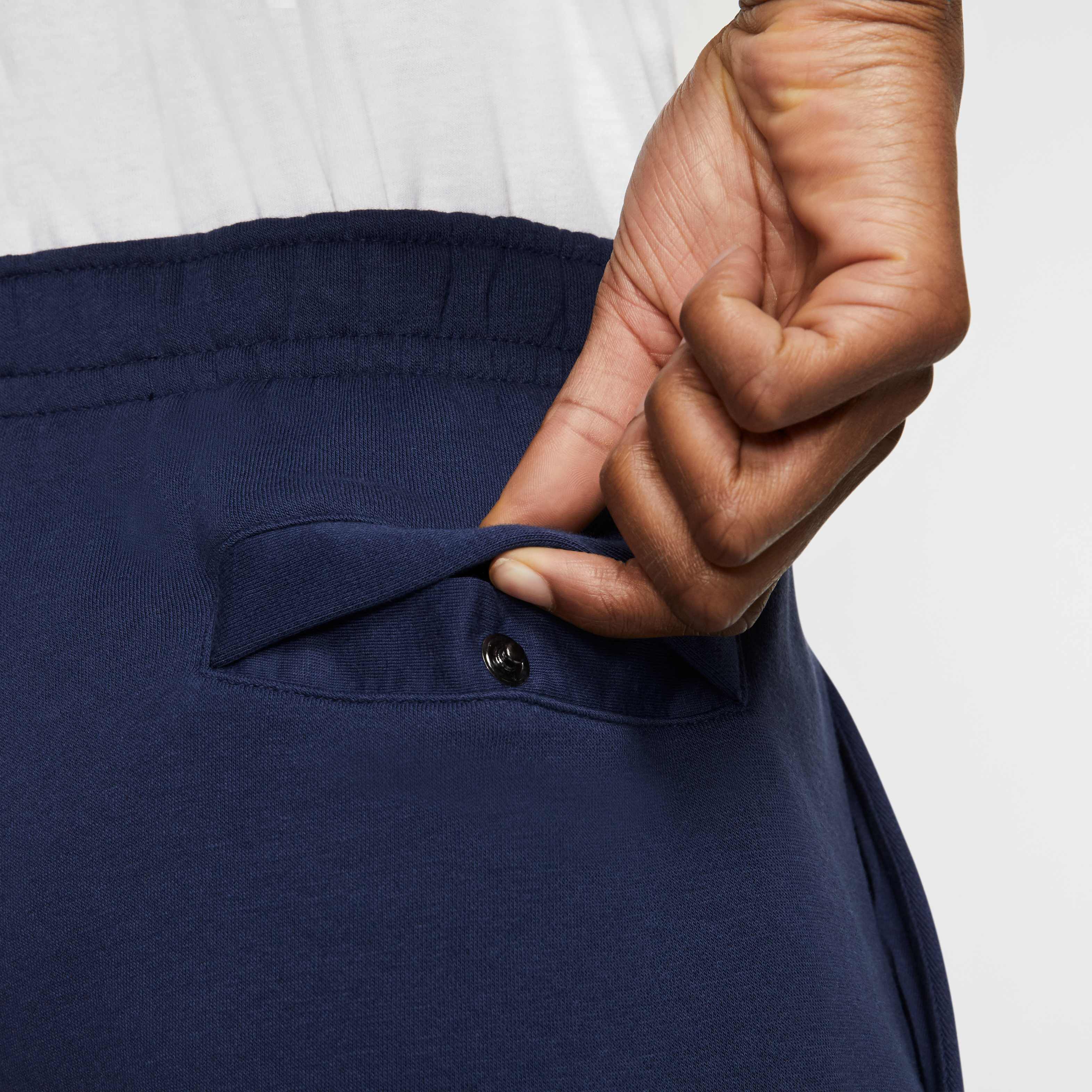 نايكي سبورتسوير كلوب image number 4