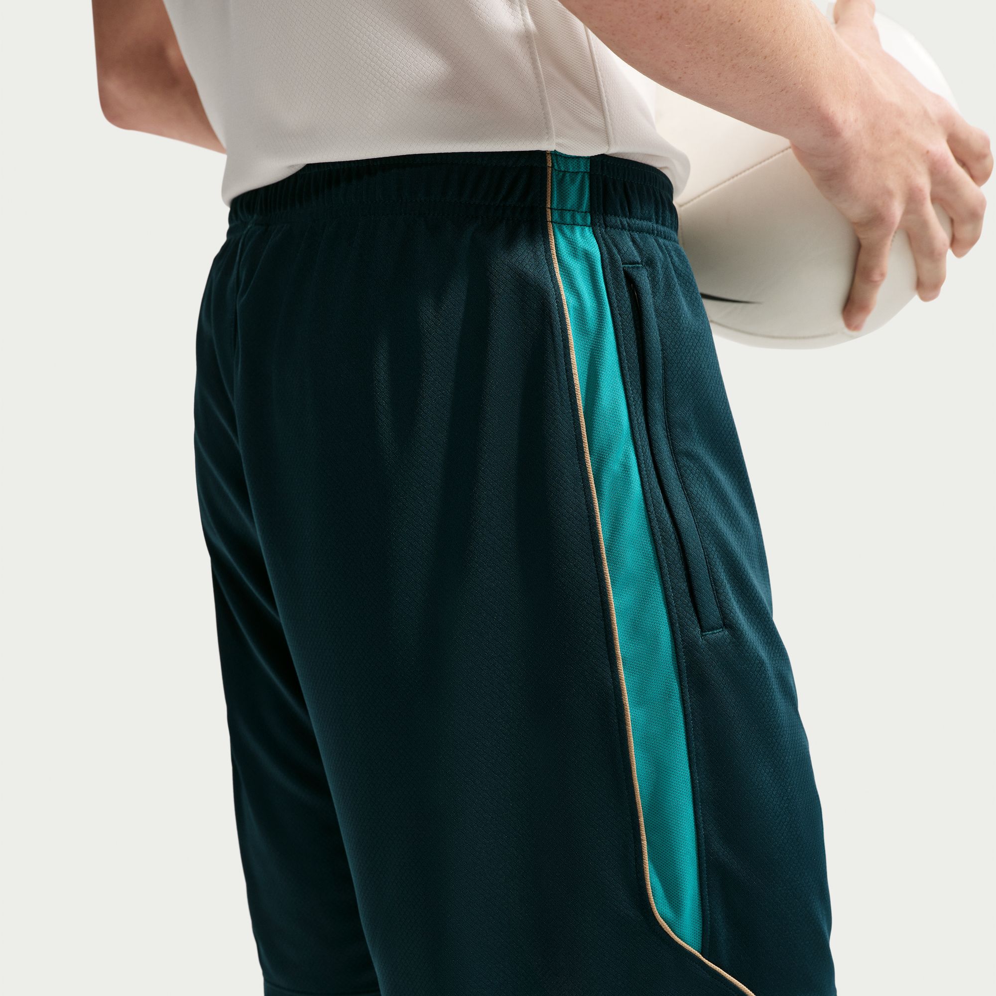Nike Strike image number 3
