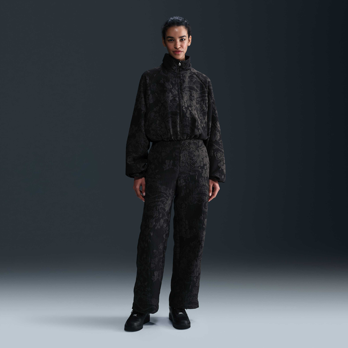 Nike Sportswear Collection image number 3 Nike Sportswear Collection image number 3