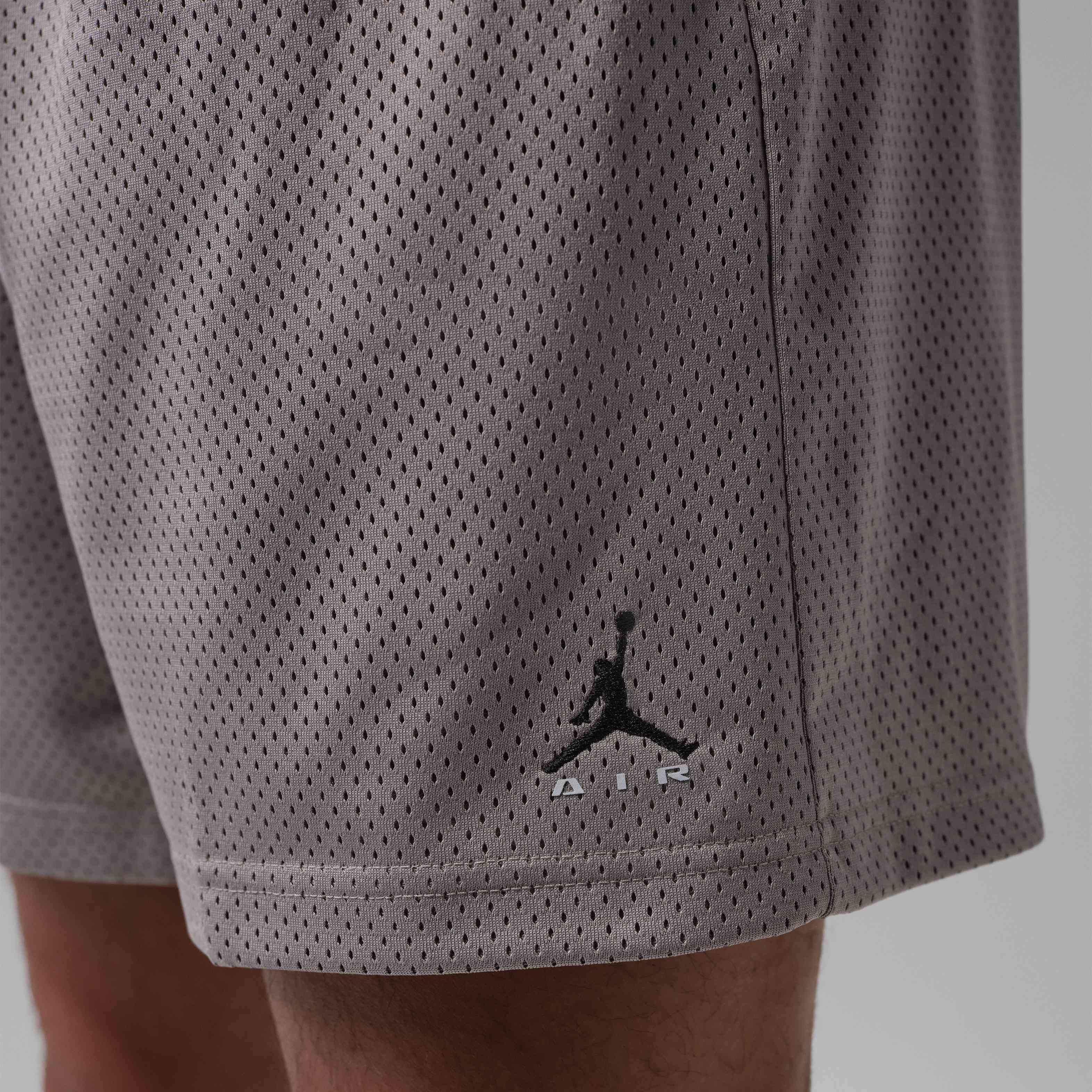 Jordan Brooklyn image number 4
