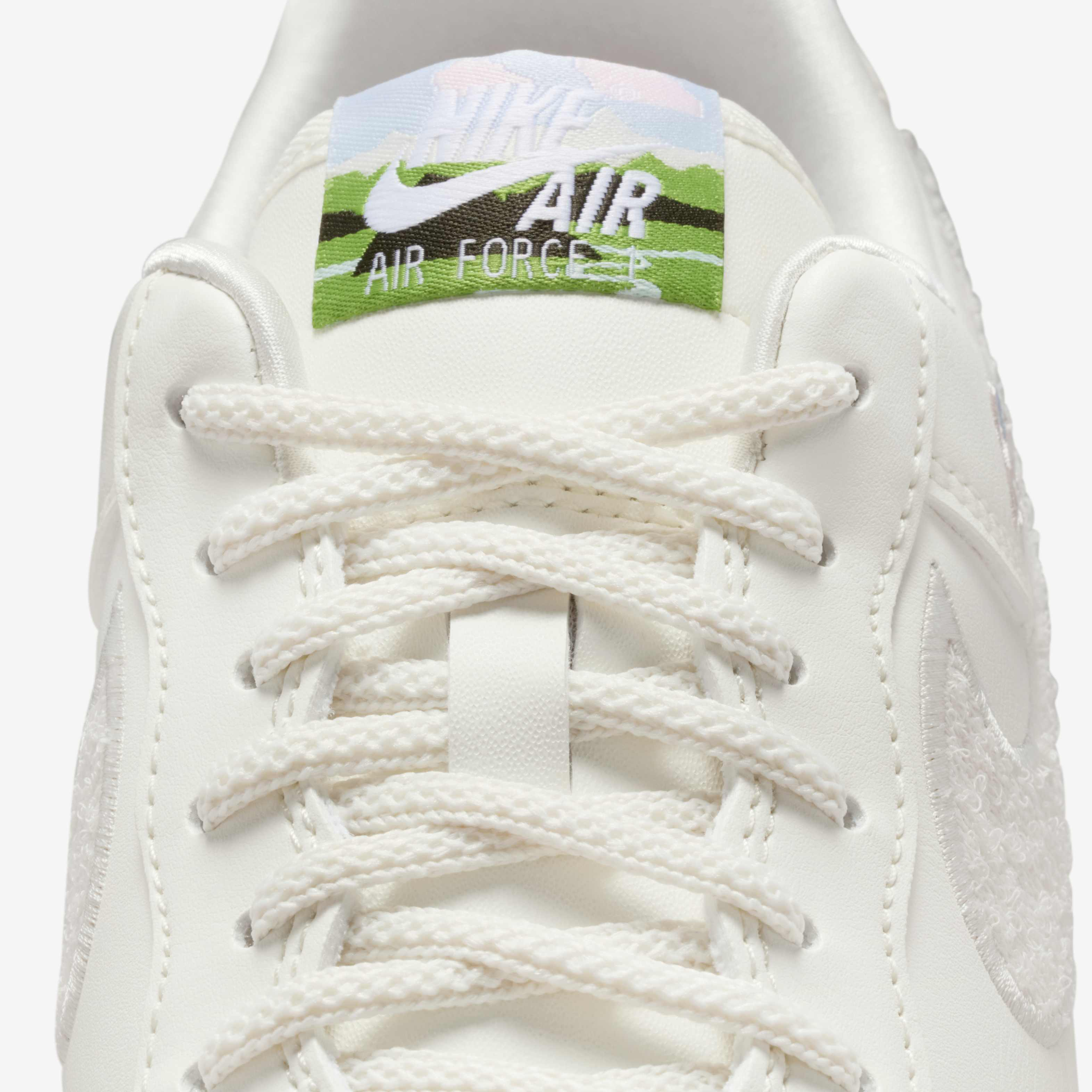 Nike Air Force 1 '07 SE 'LNY' image number 8