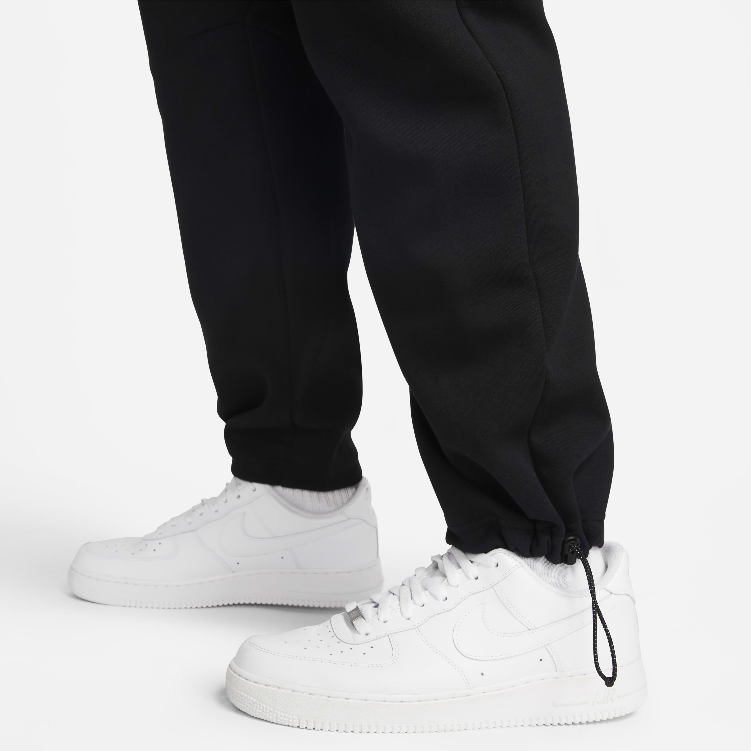 Nike Sportswear Tech Fleece image number 8