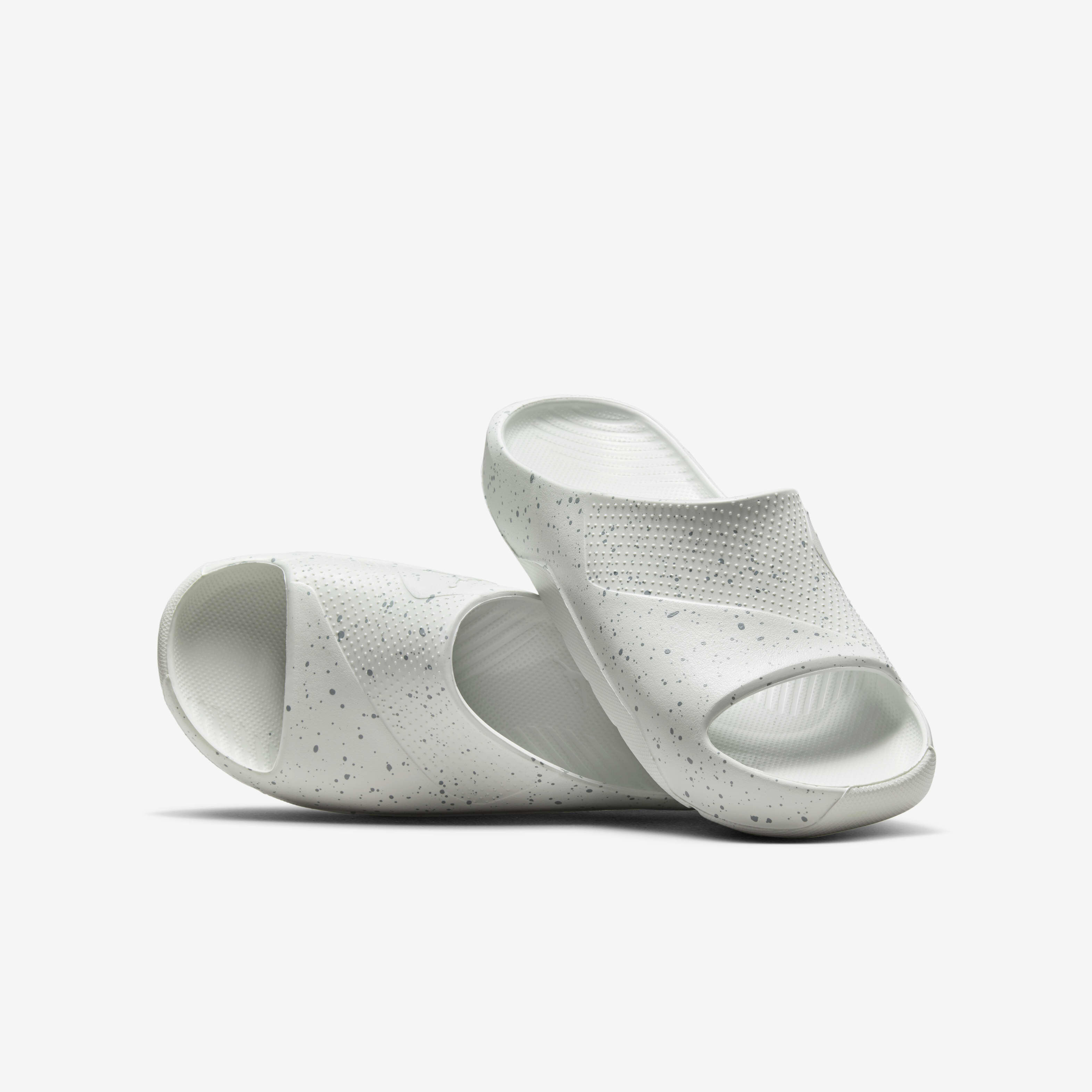 Jordan Post image number 0