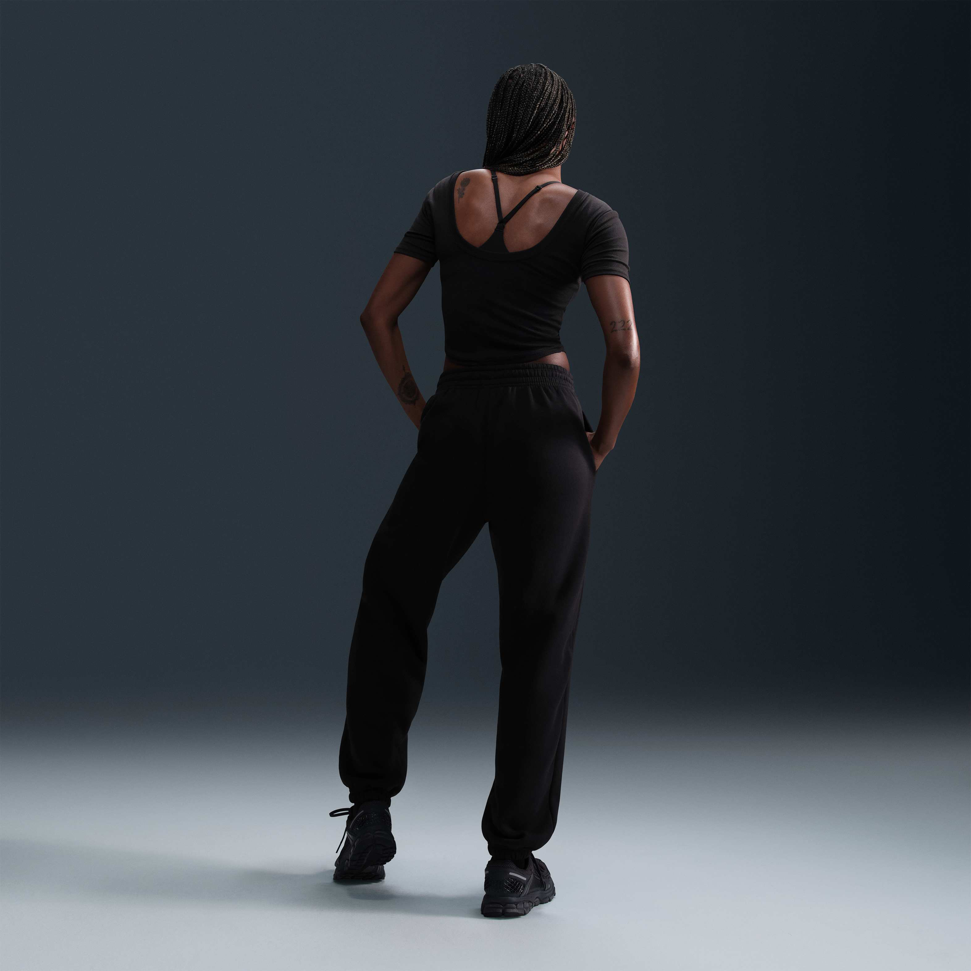 نايكي سبورتسوير فينيكس فليس image number 4