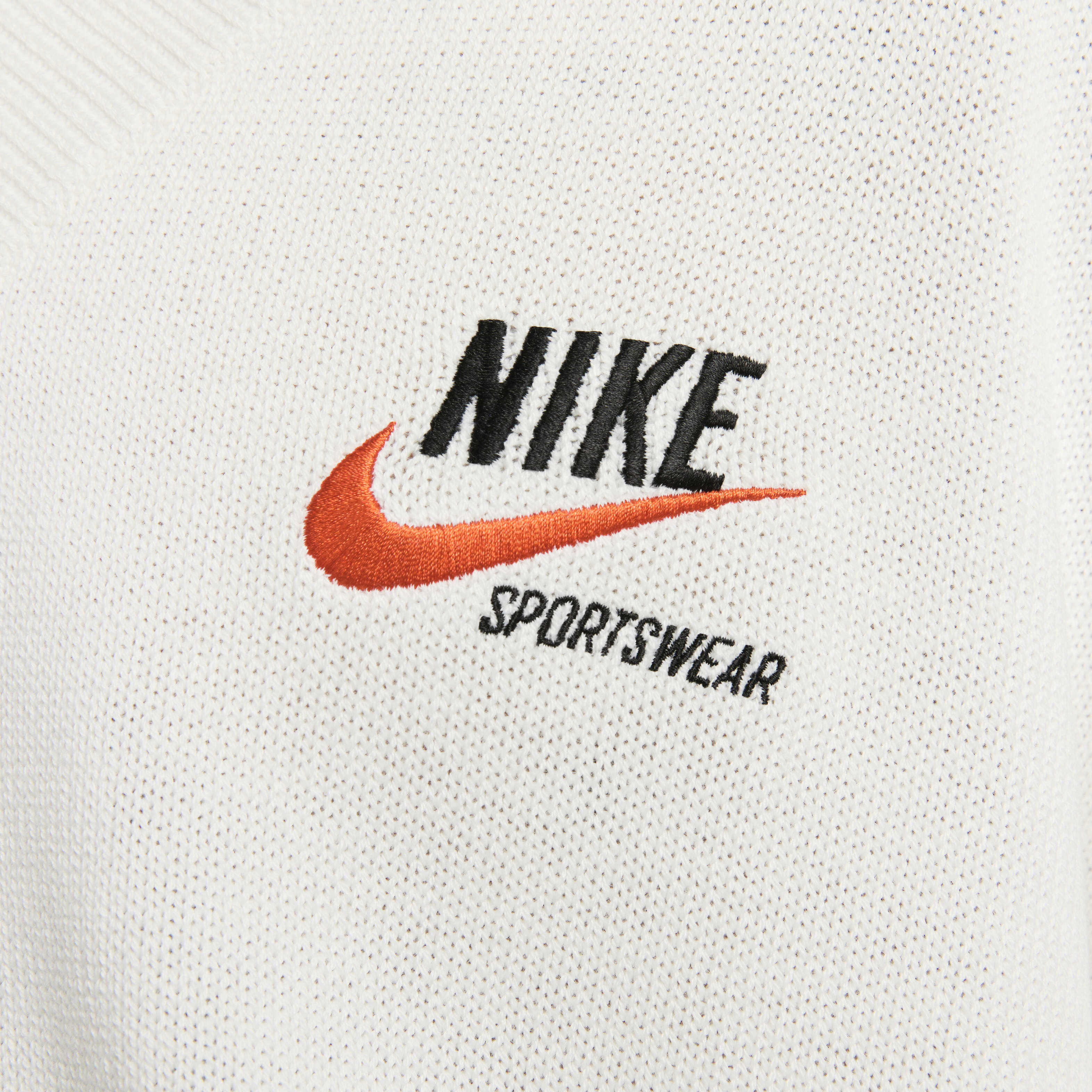 Nike Sportswear Trend image number 4