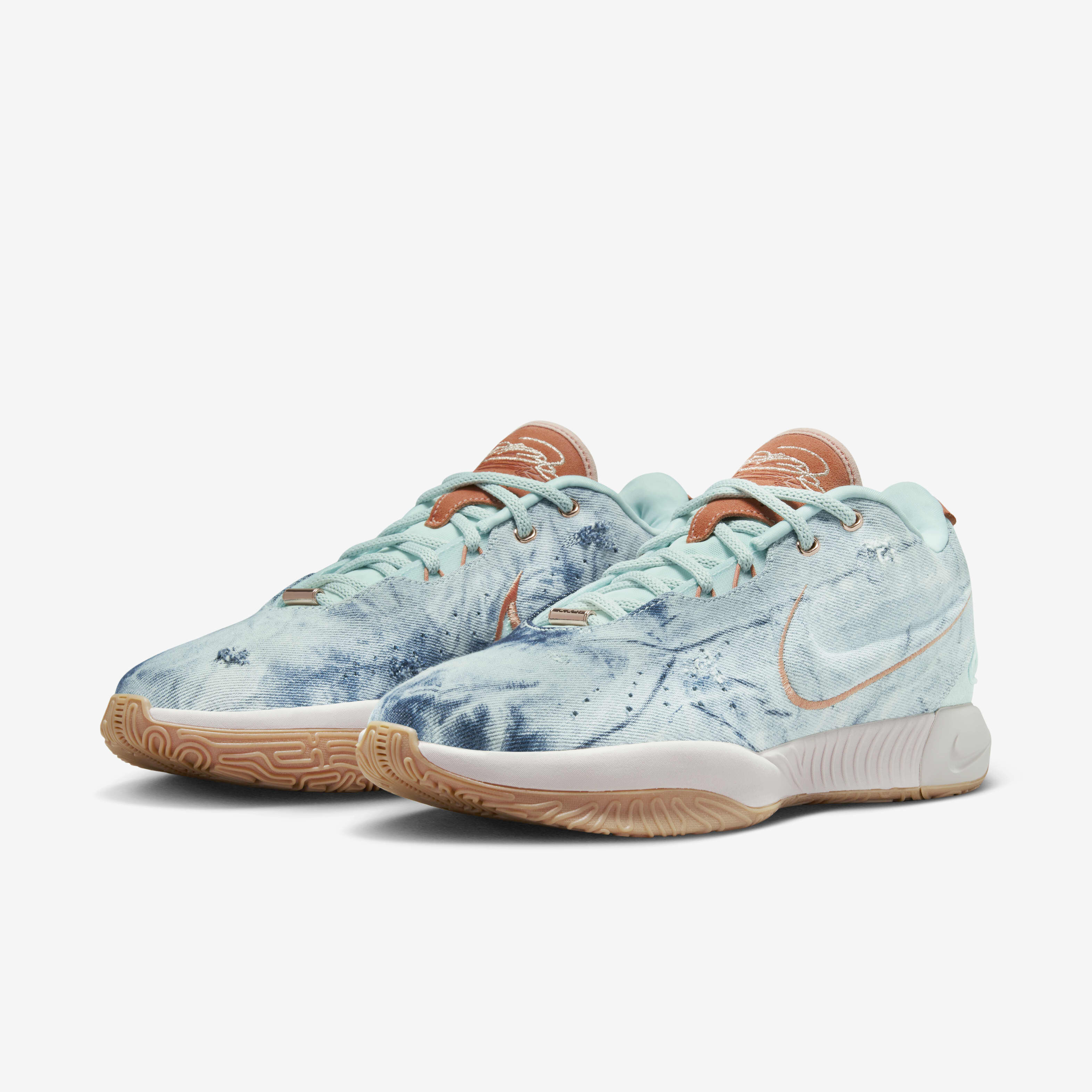 ليبرون XXI 'اراغونيت' image number 4