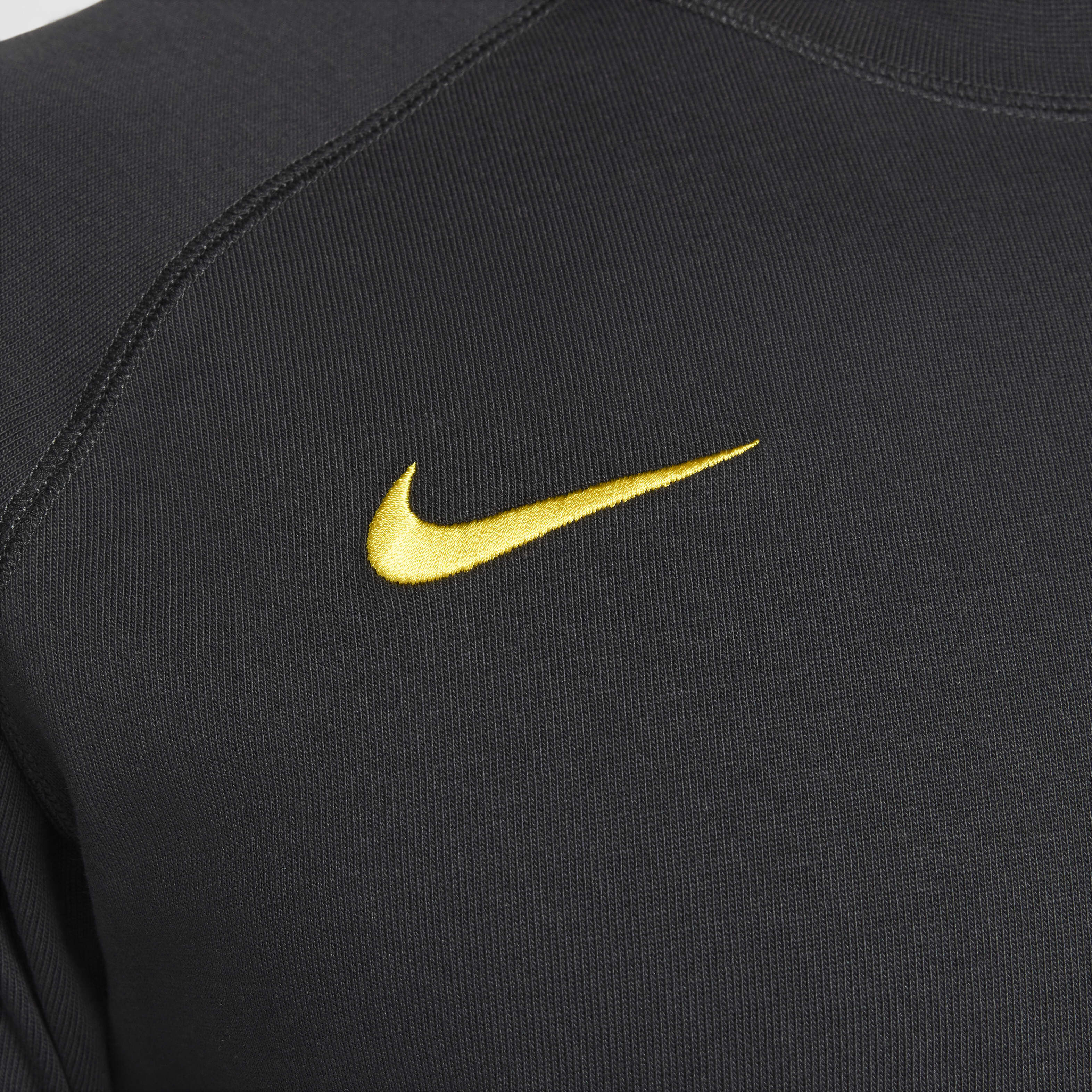 ليفربول ترافل البديل image number 3