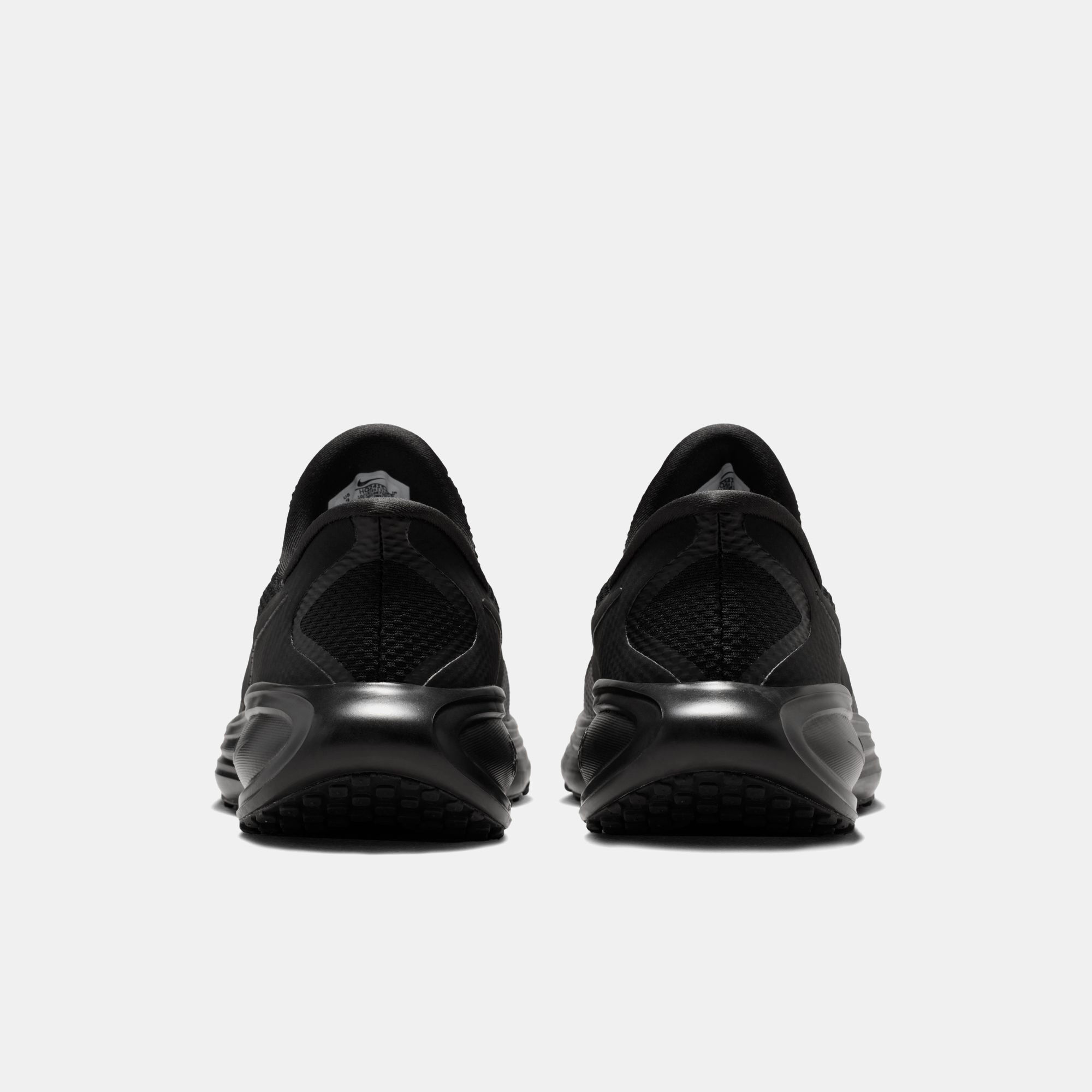 Nike Revolution 8 EasyOn image number 1