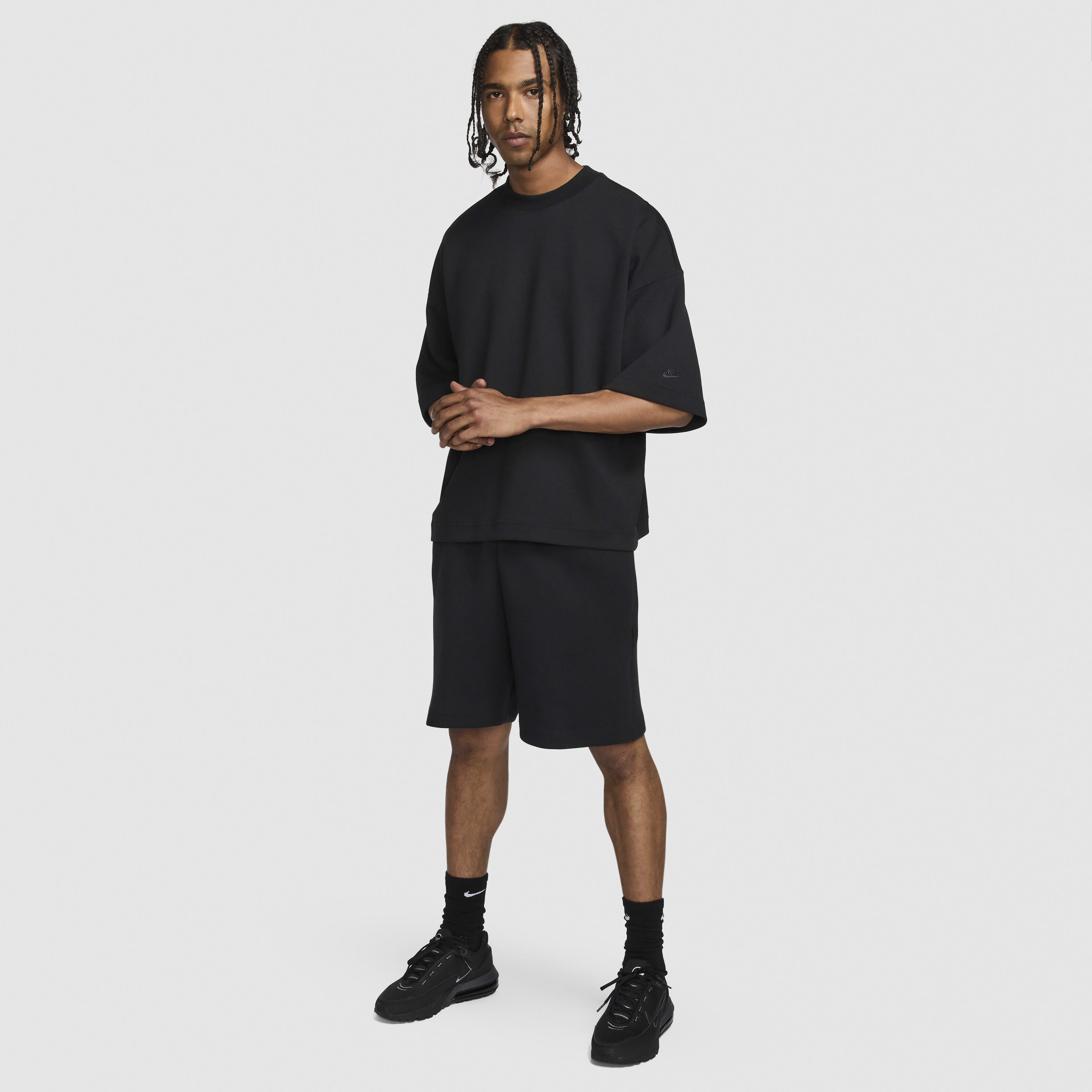 نايكي تك image number 5