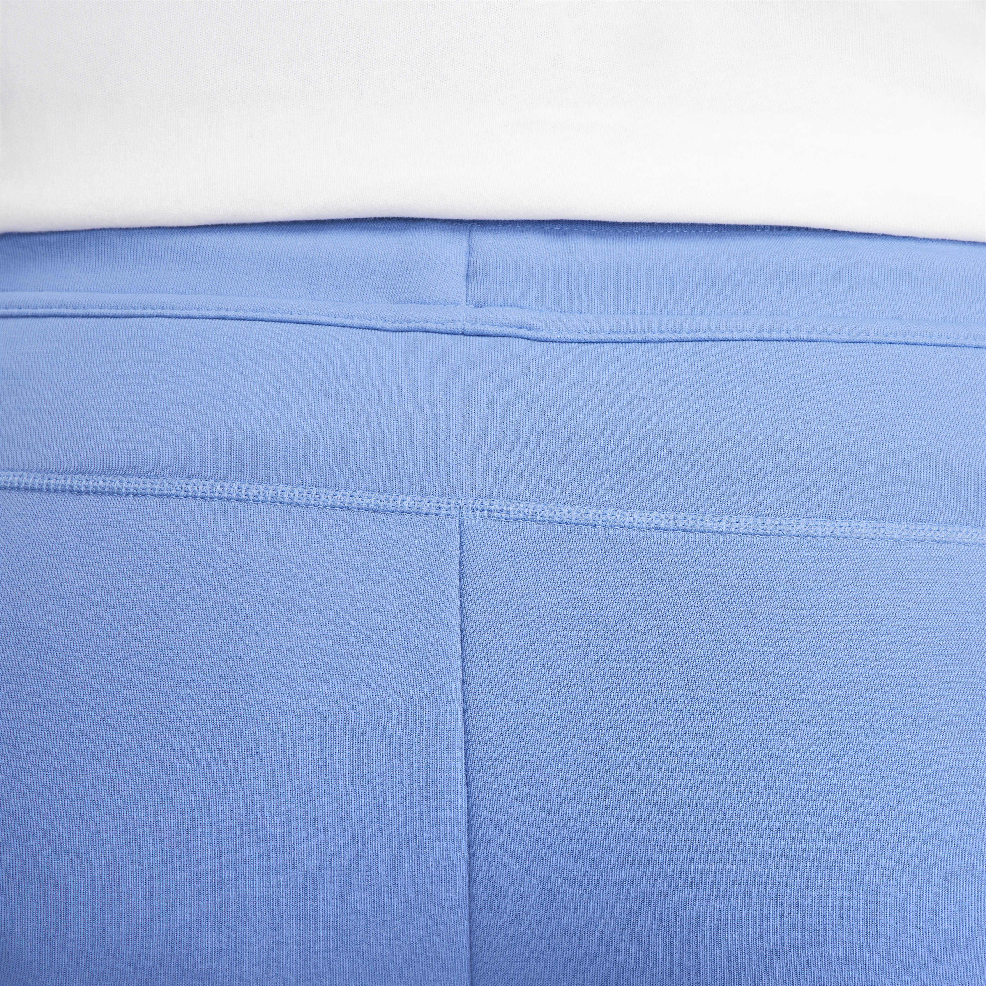 Nike Sportswear Tech Fleece image number 18