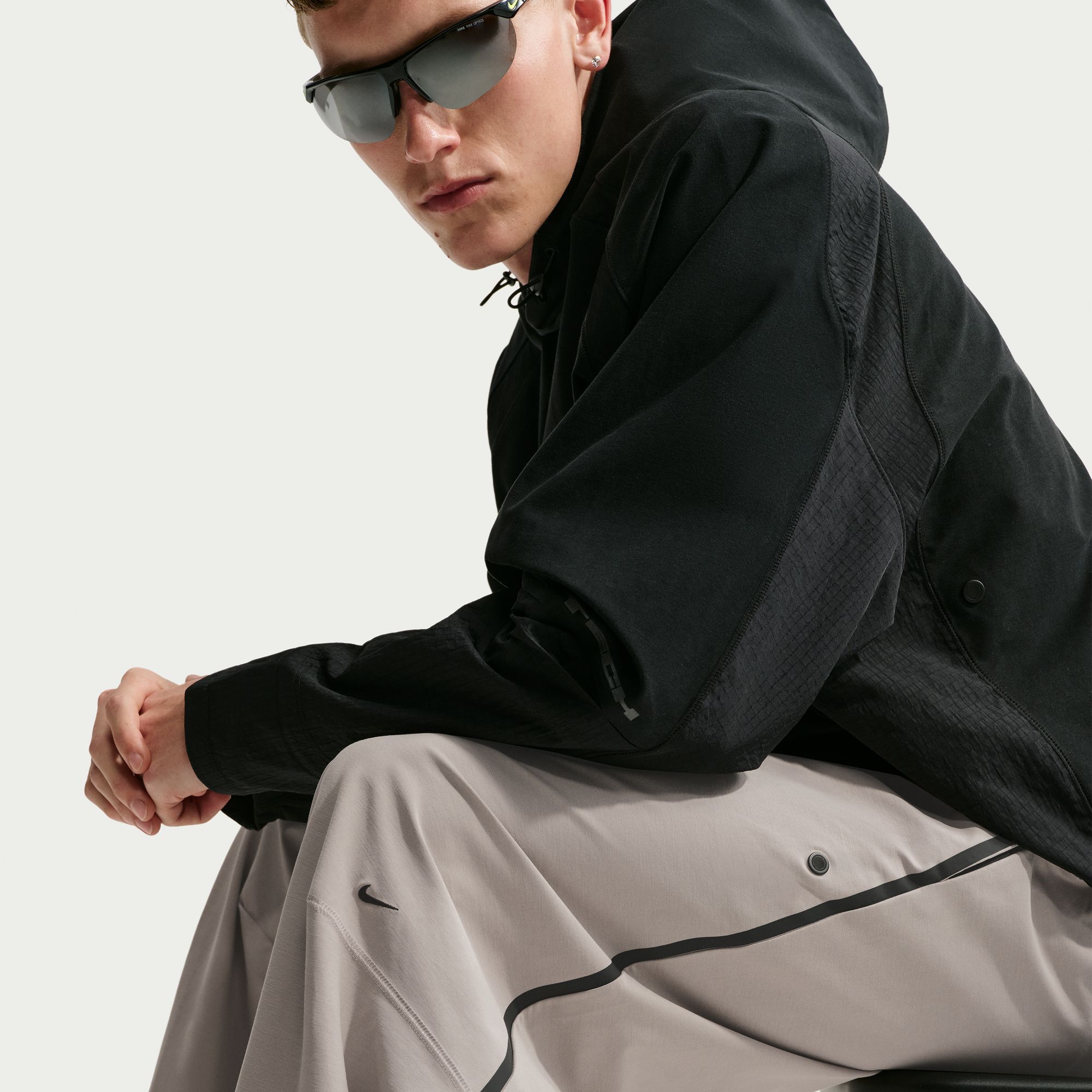 Zoom image