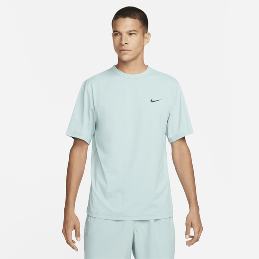 Nike t shirt clearance new arrivals