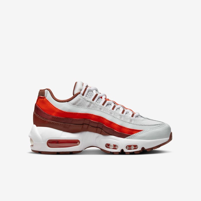 Nike Air Max 95 Recraft image number 2 Nike Air Max 95 Recraft image number 2