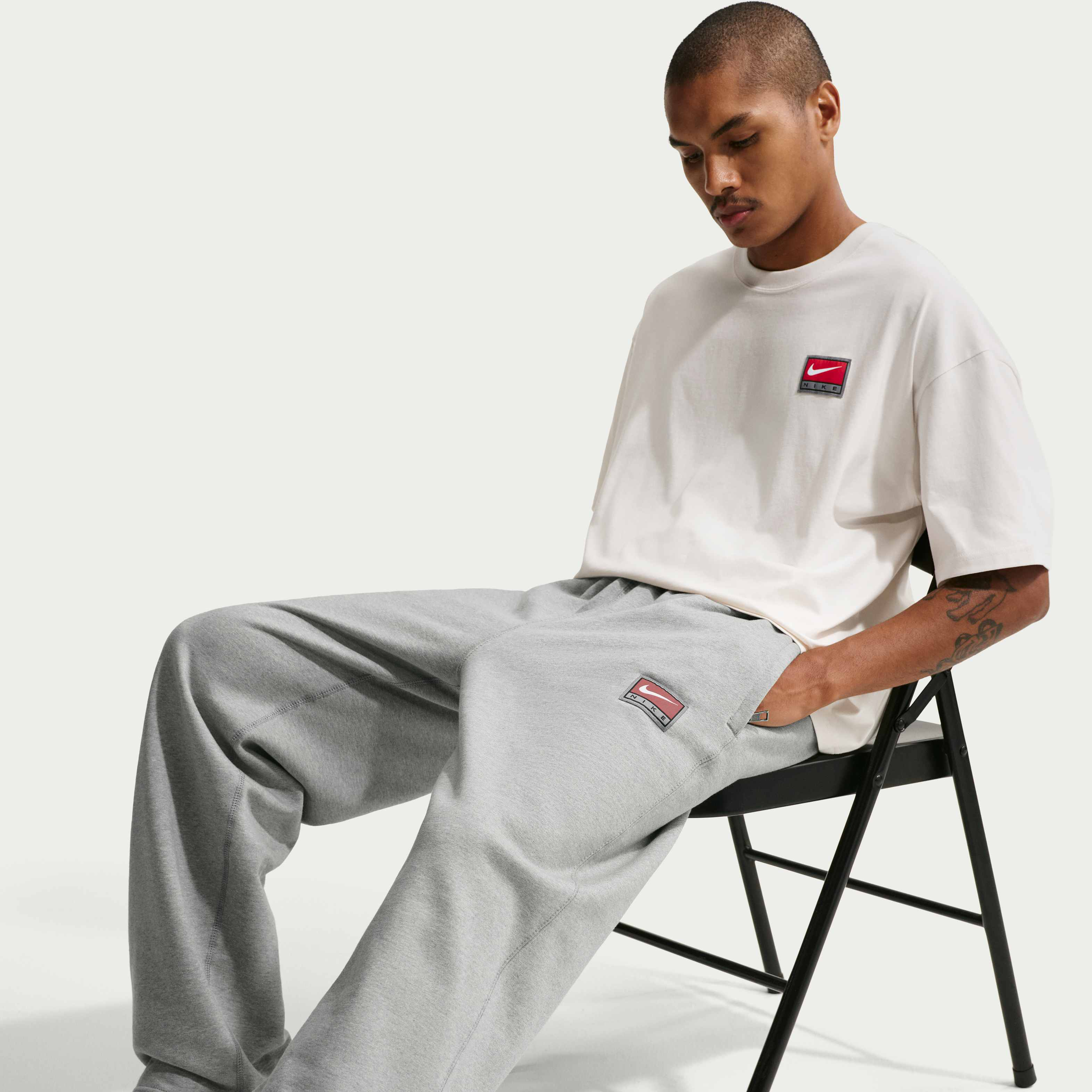 نايكي سولو سووش image number 3