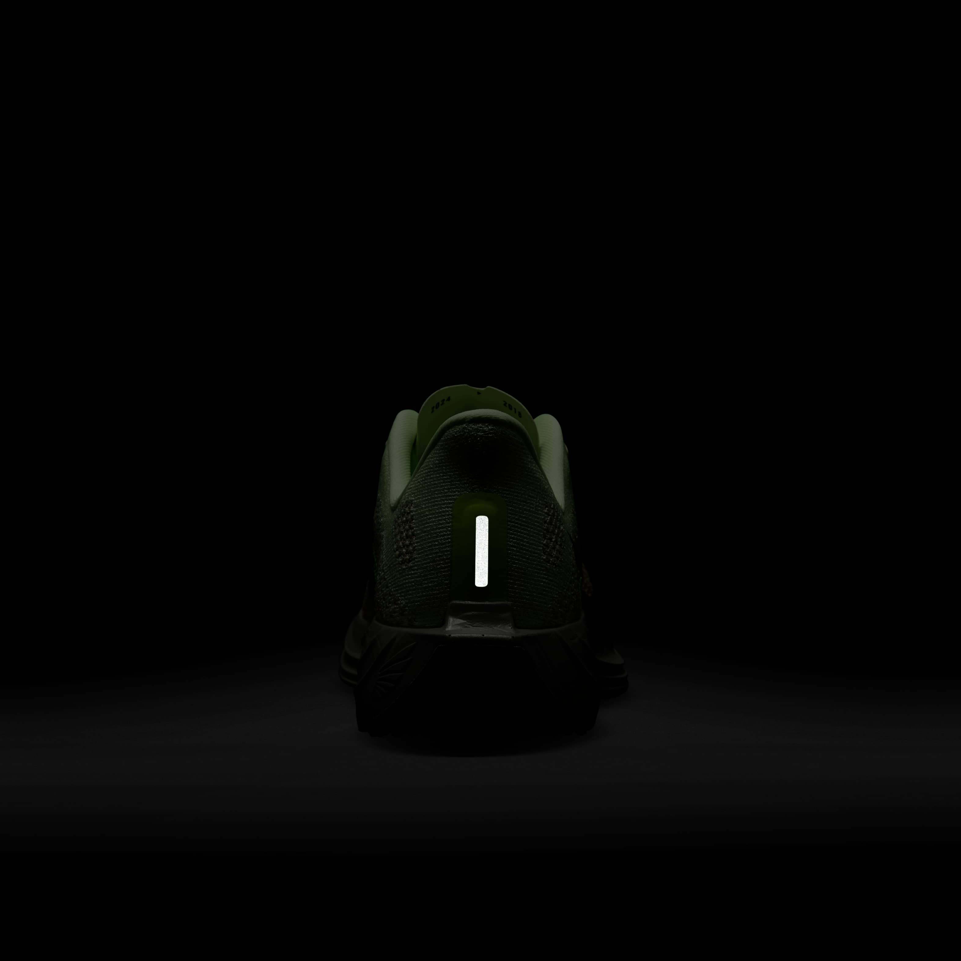 Nike Pegasus Plus image number 9