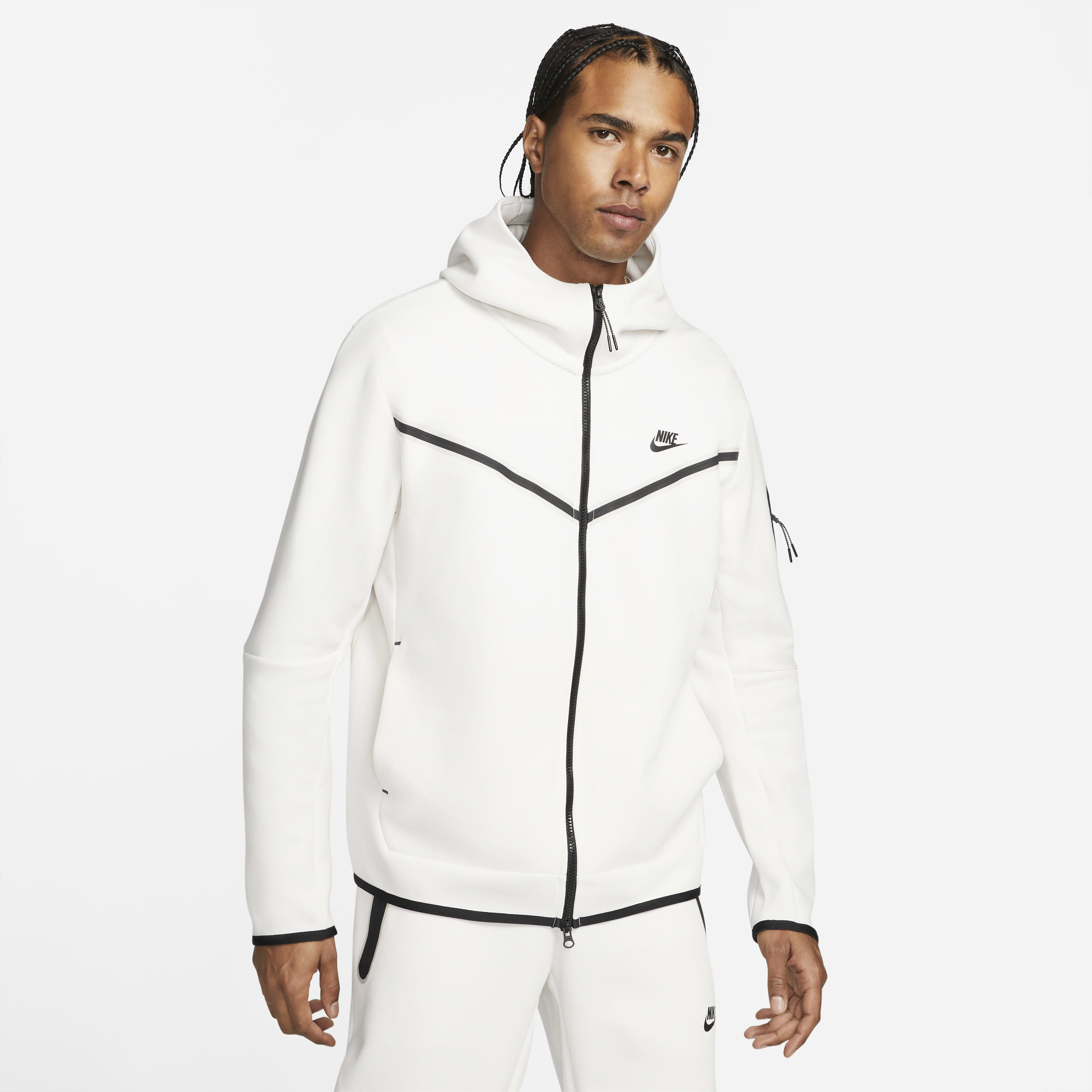 Nike Sportswear Tech Fleece image number 0
