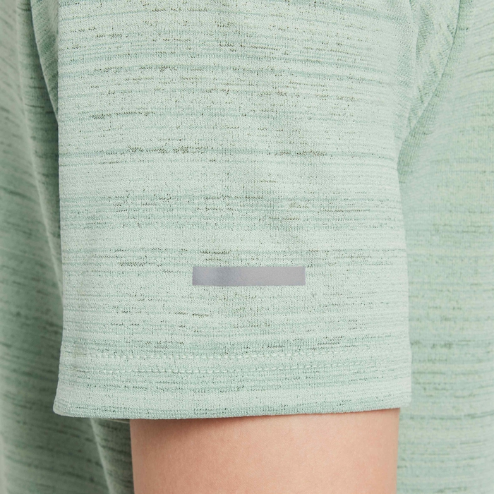 Nike Dri-FIT Miler image number 4 Nike Dri-FIT Miler image number 4