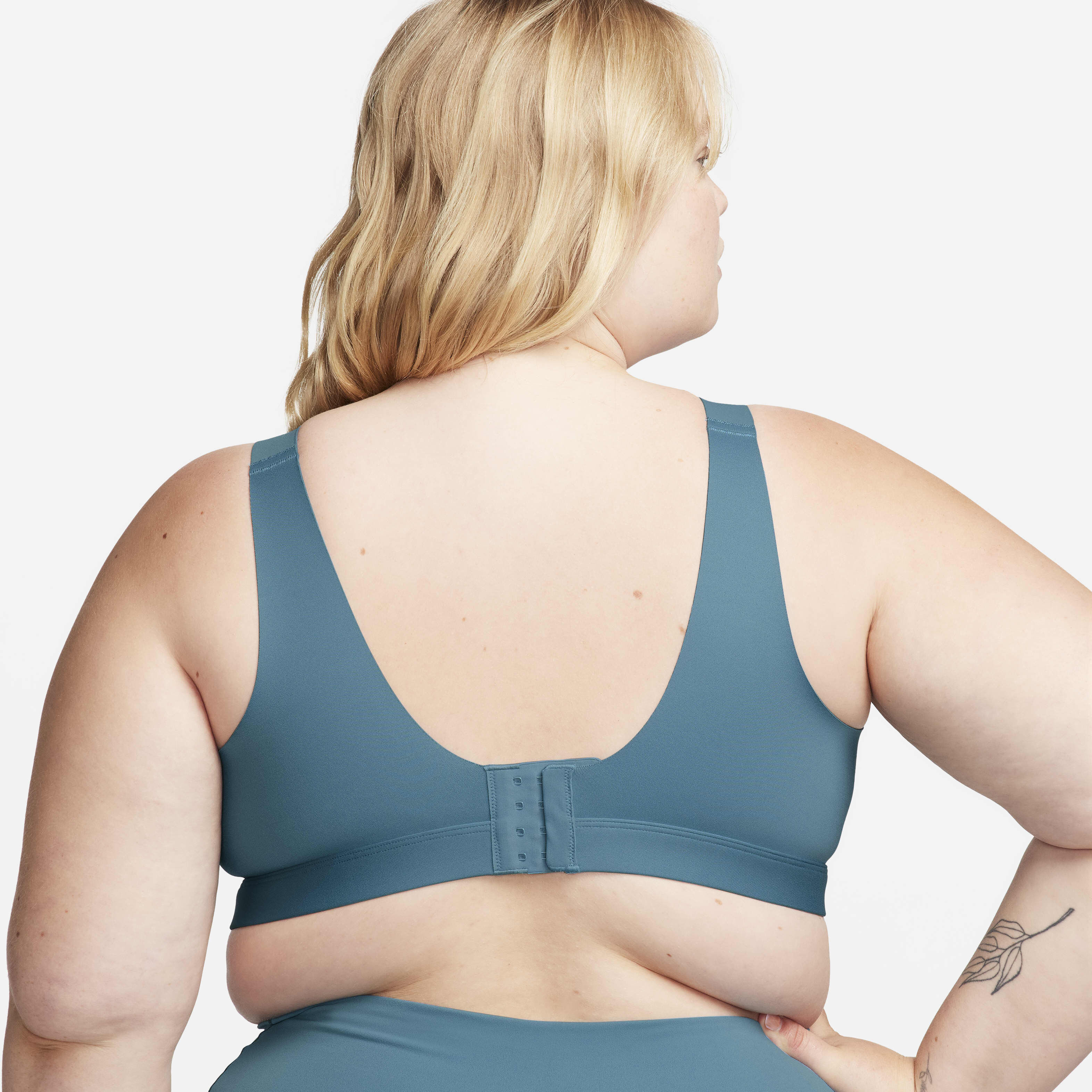 نايكي ألفا image number 9