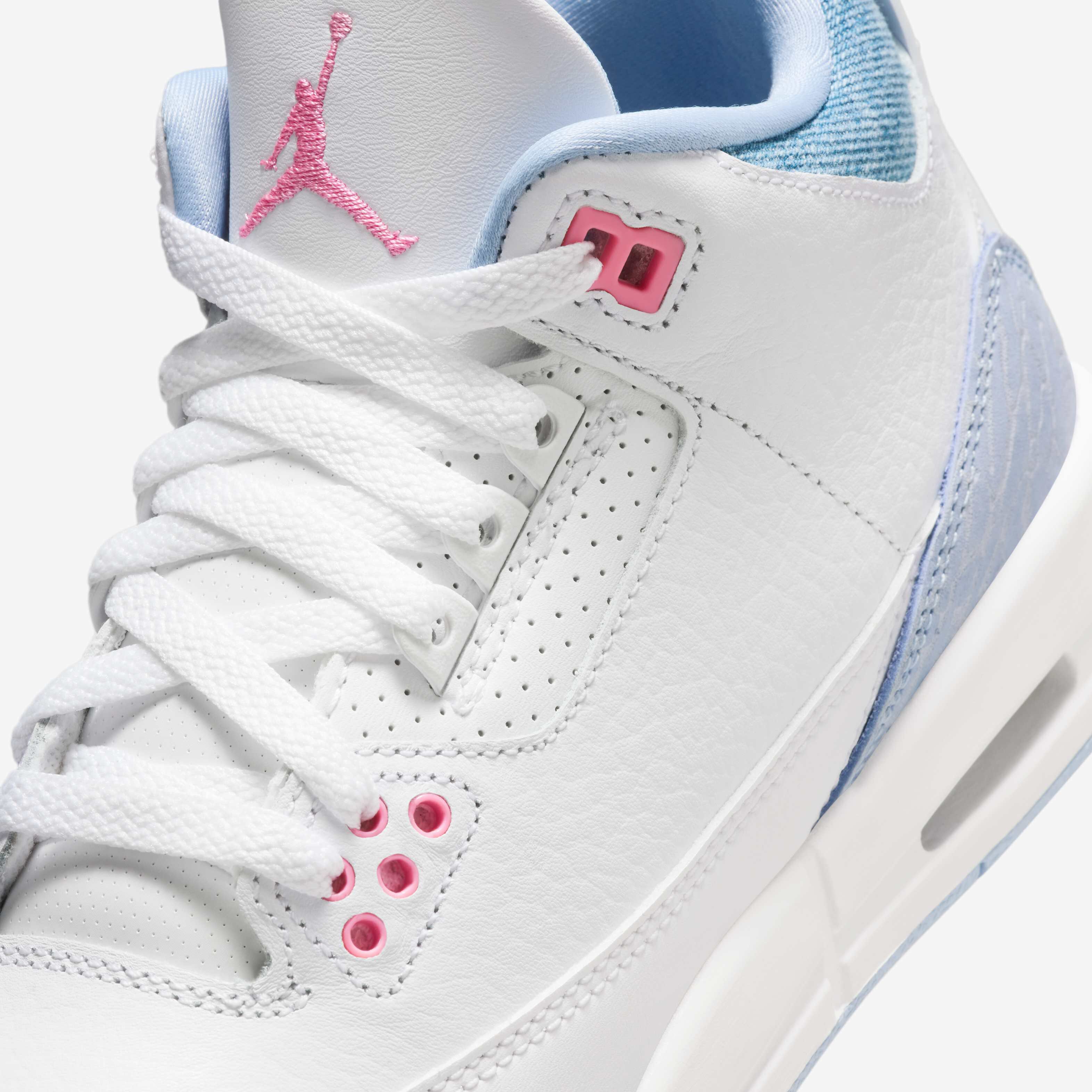 Air Jordan 3 Retro image number 6