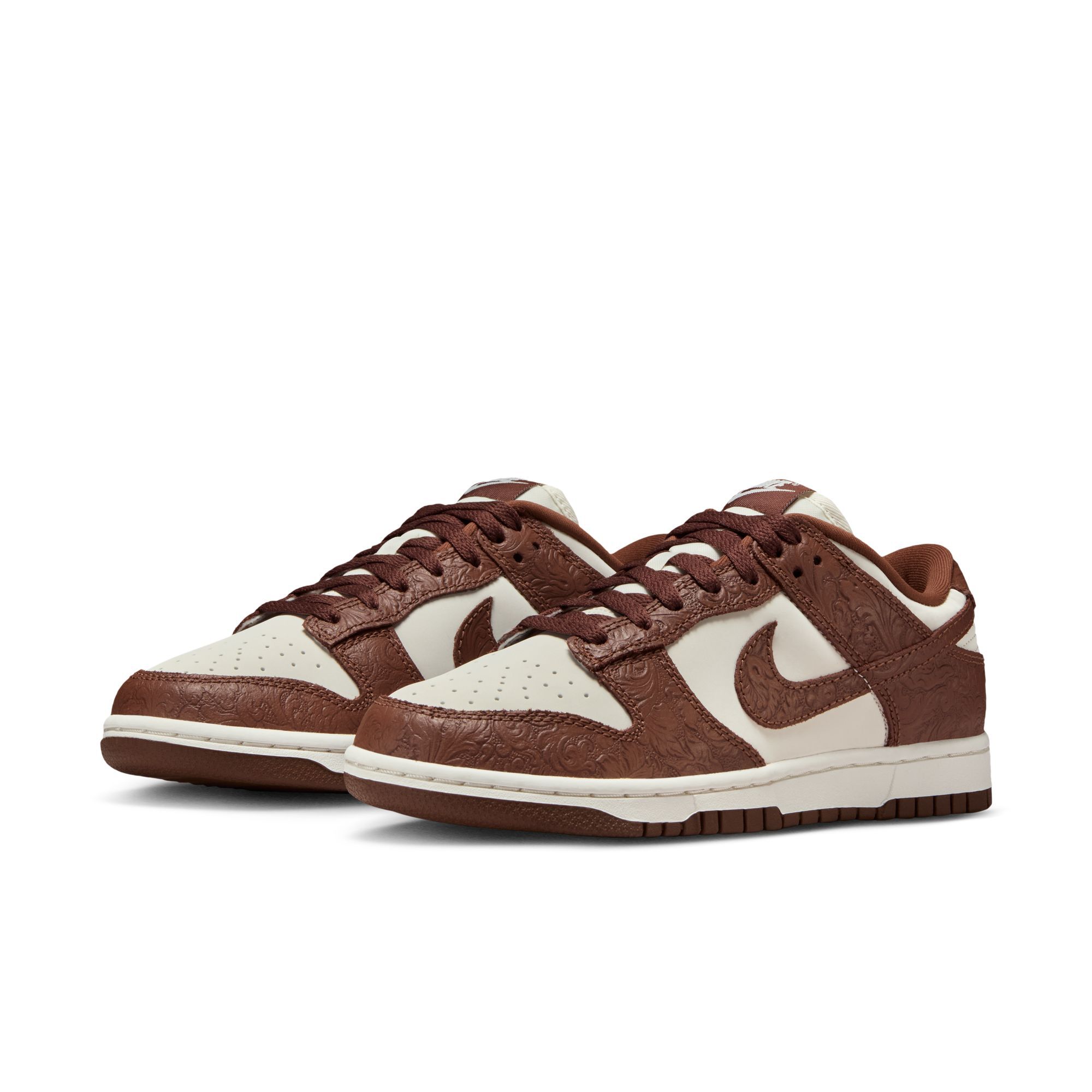Nike Dunk Low image number 2
