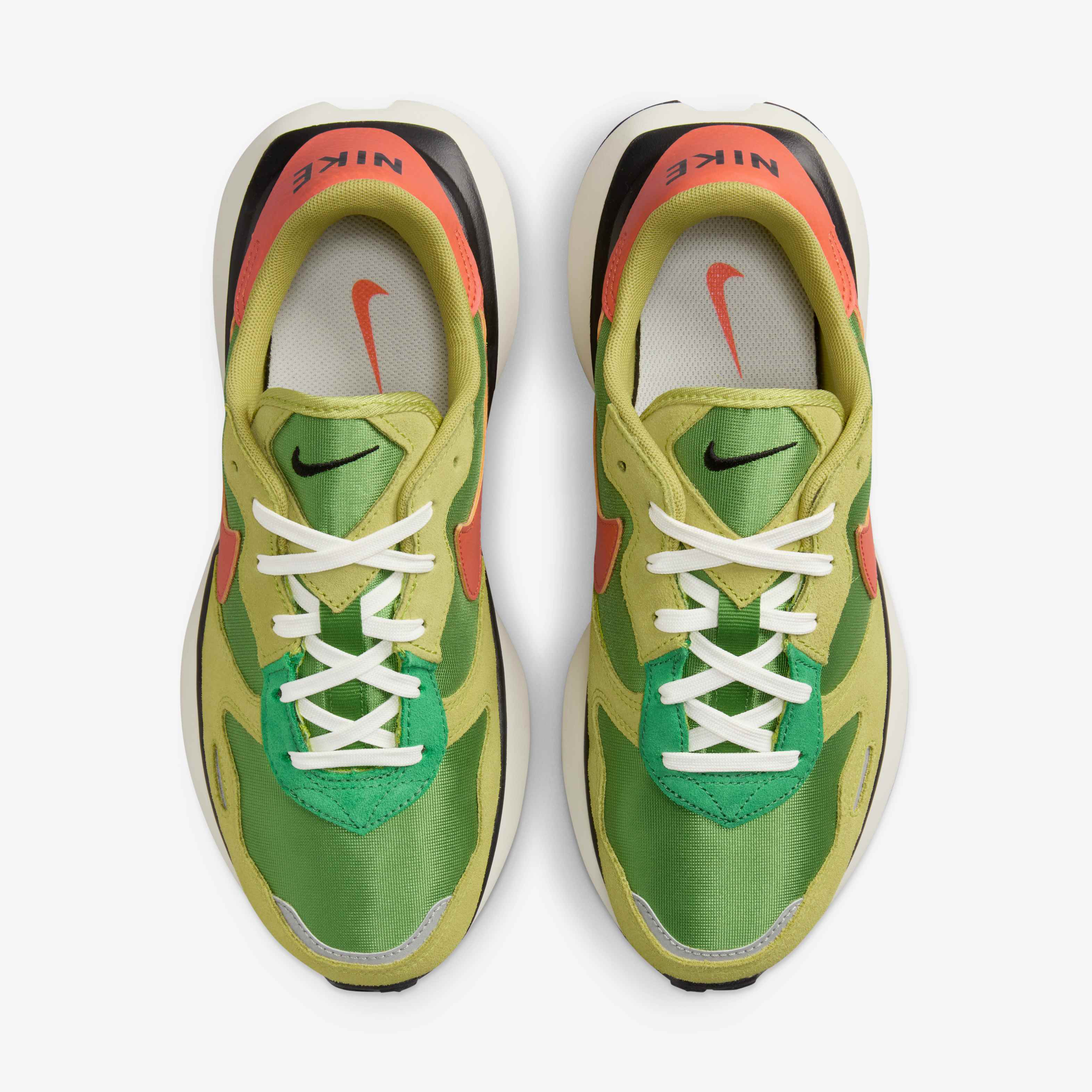 Nike Phoenix Waffle image number 3
