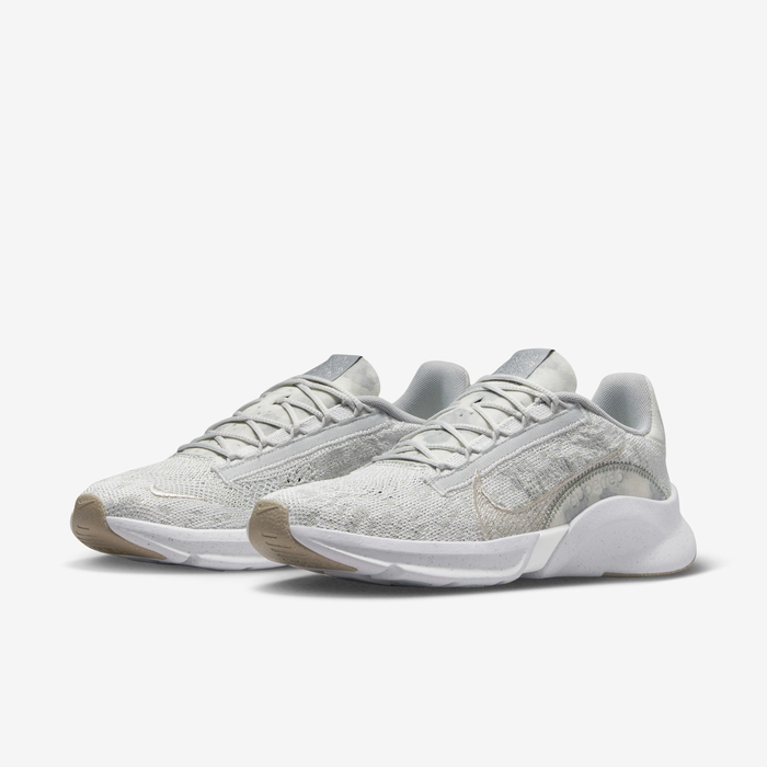 Nike SuperRep Go 3 Next Nature Flyknit Premium image number 4 Nike SuperRep Go 3 Next Nature Flyknit Premium image number 4