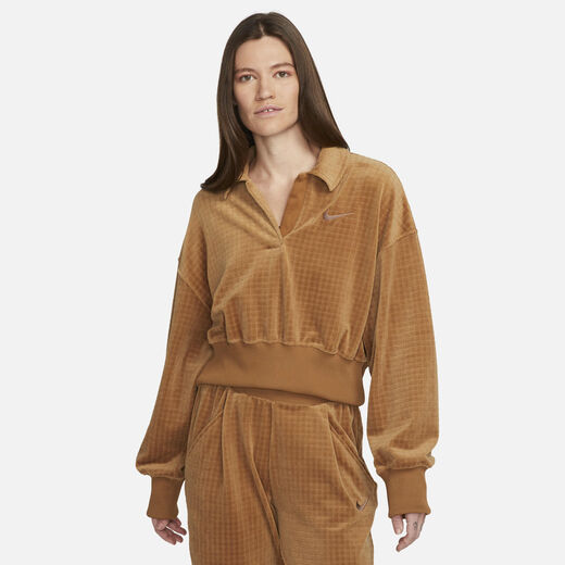 نايكي سبورتسوير نايكي سبورتسوير