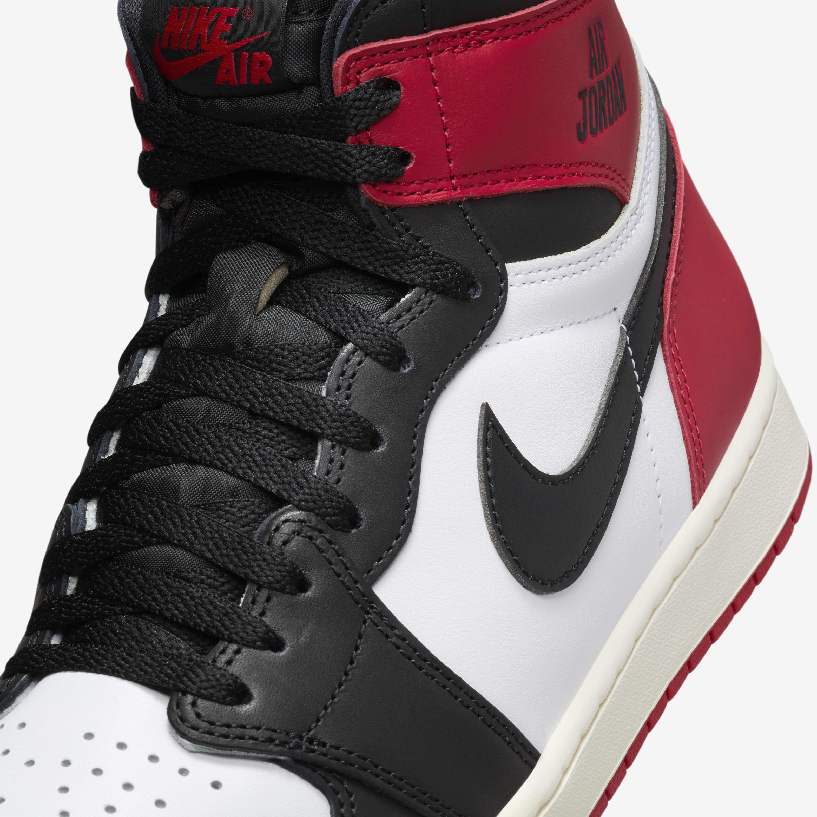 Air Jordan 1 Retro High OG image number 6