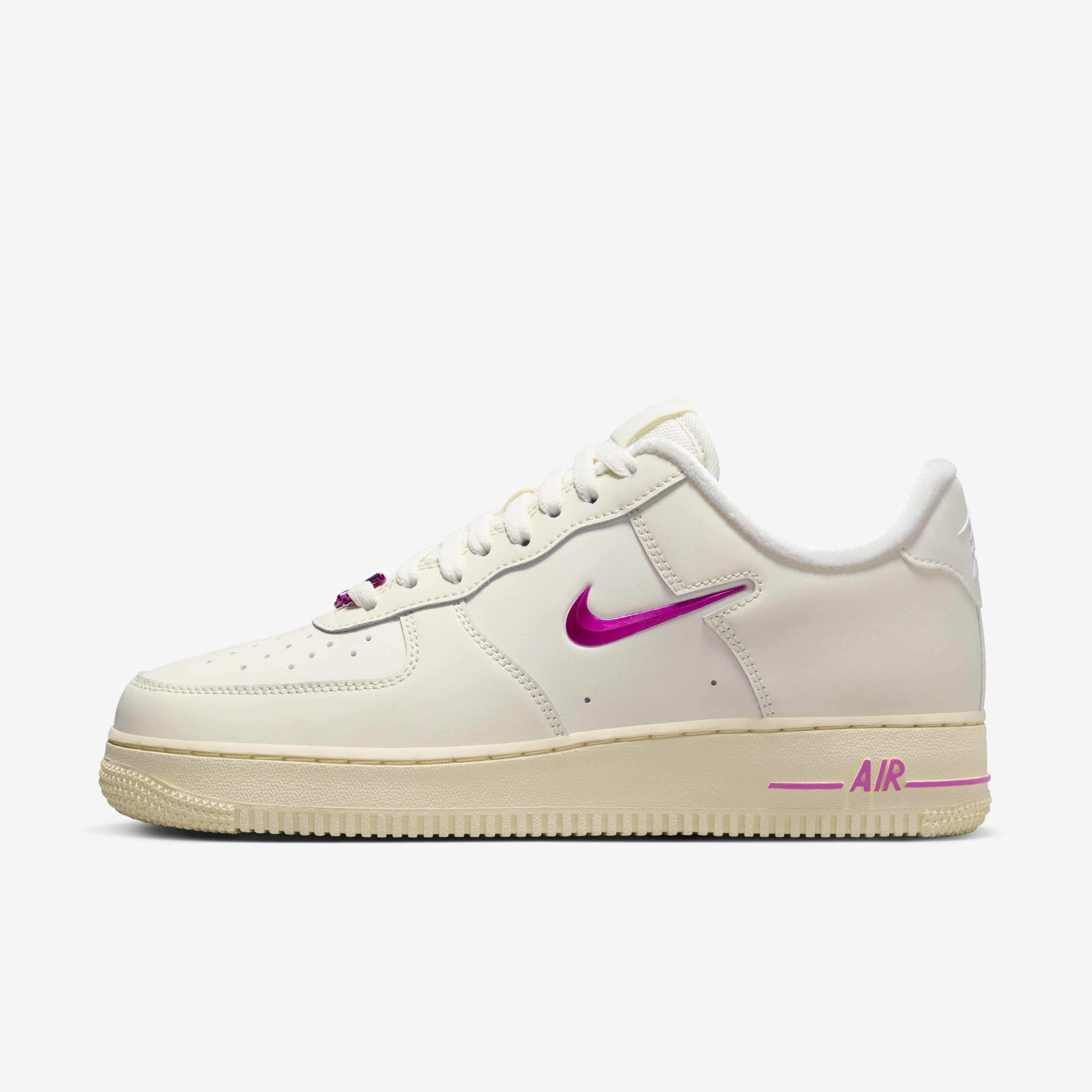 Suede nike air force 1 pink sale