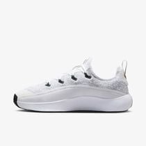 LeBron TR 1